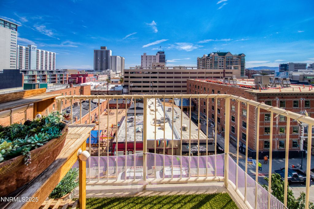 Photo of 200 W 2nd Street #501, Reno, NV 89501 (MLS # 260001579)