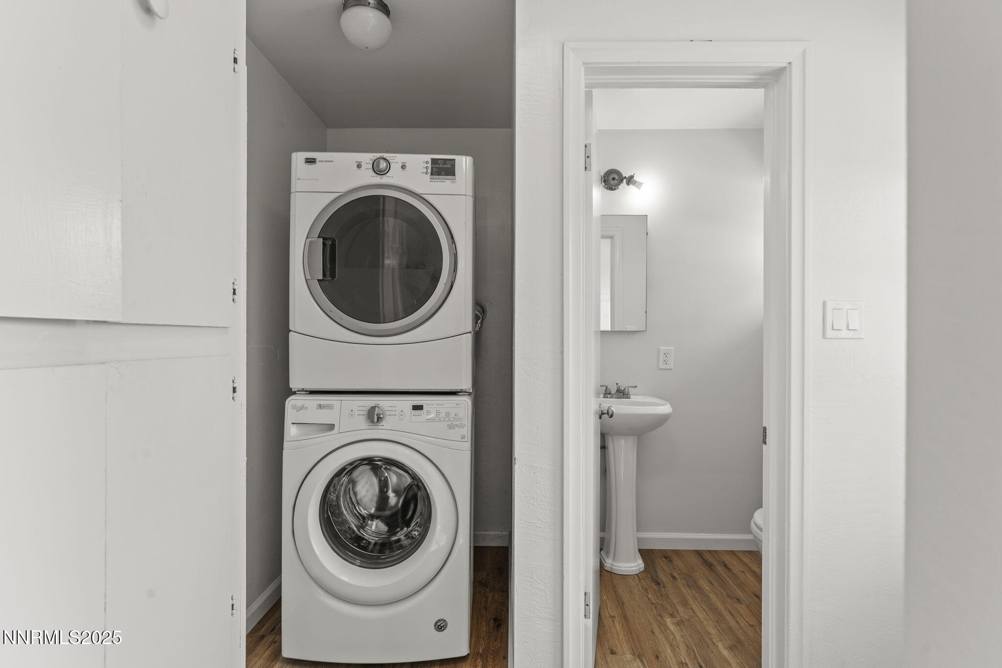 18-web-or-mls-840 Brookfield Drive Reno