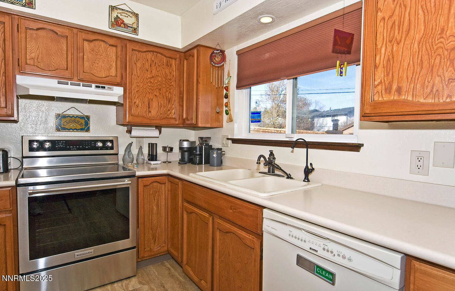 10300 Wells Fargo Rd Reno NV-large-017-0