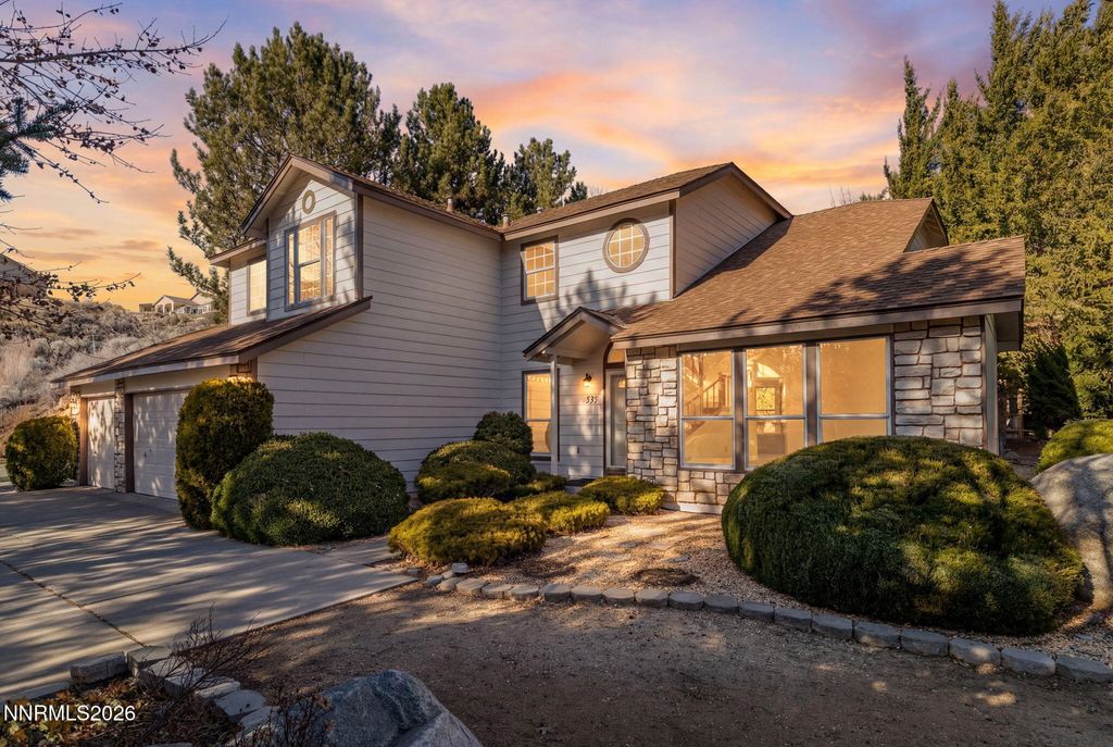 Photo of 535 Cliff View Drive, Reno, NV 89523 (MLS # 260001316)