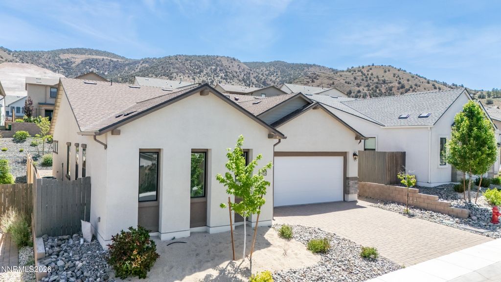Photo of 15024 Emerald Sunset Lane, Reno, NV 89521 (MLS # 260006195)