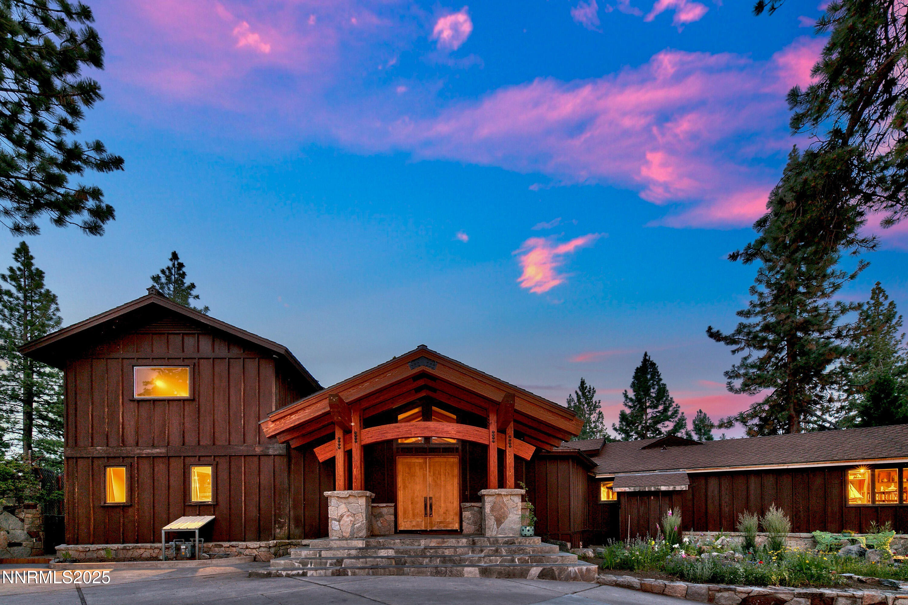 006 20 Cal Neva Drive