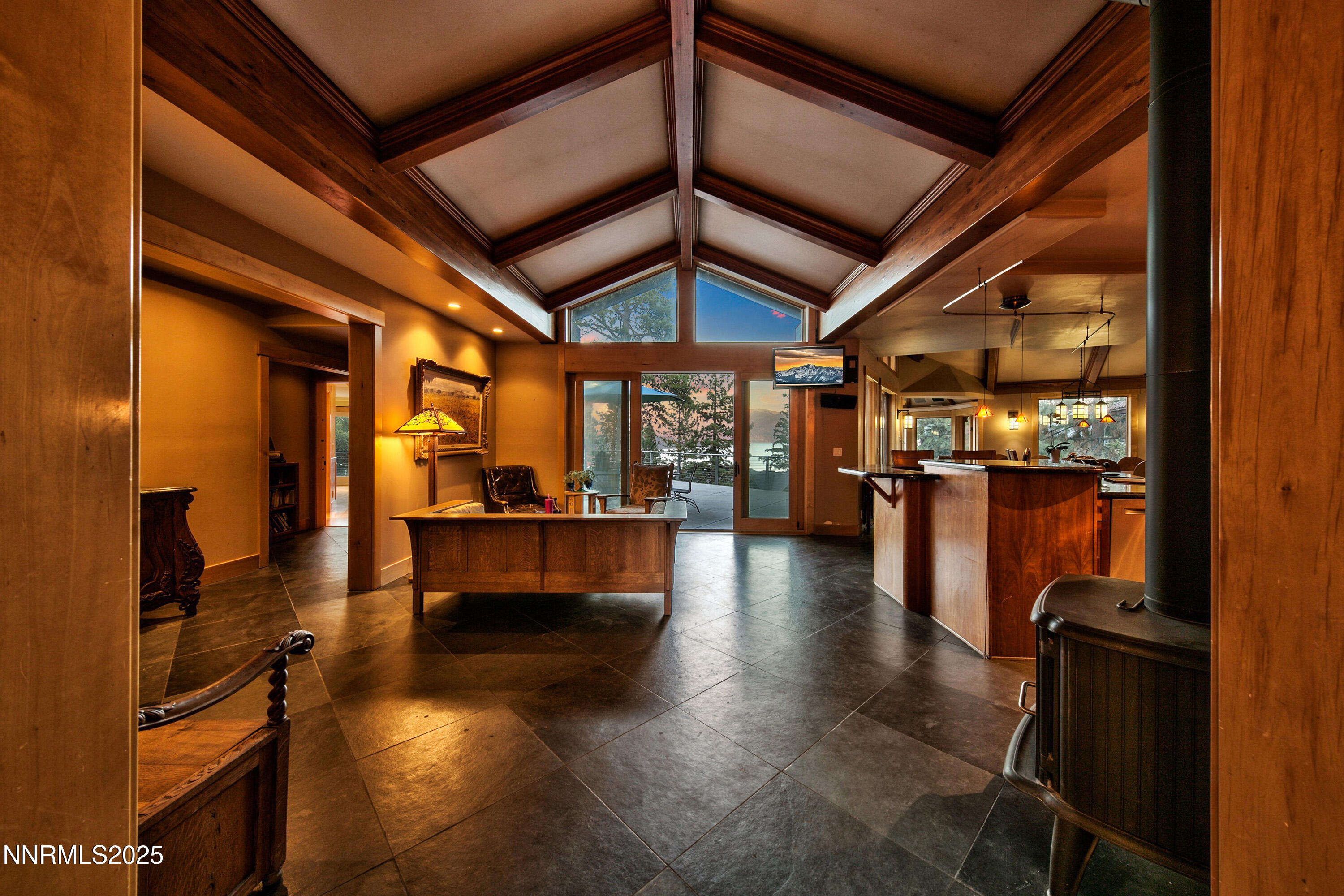 040 20 Cal Neva Drive