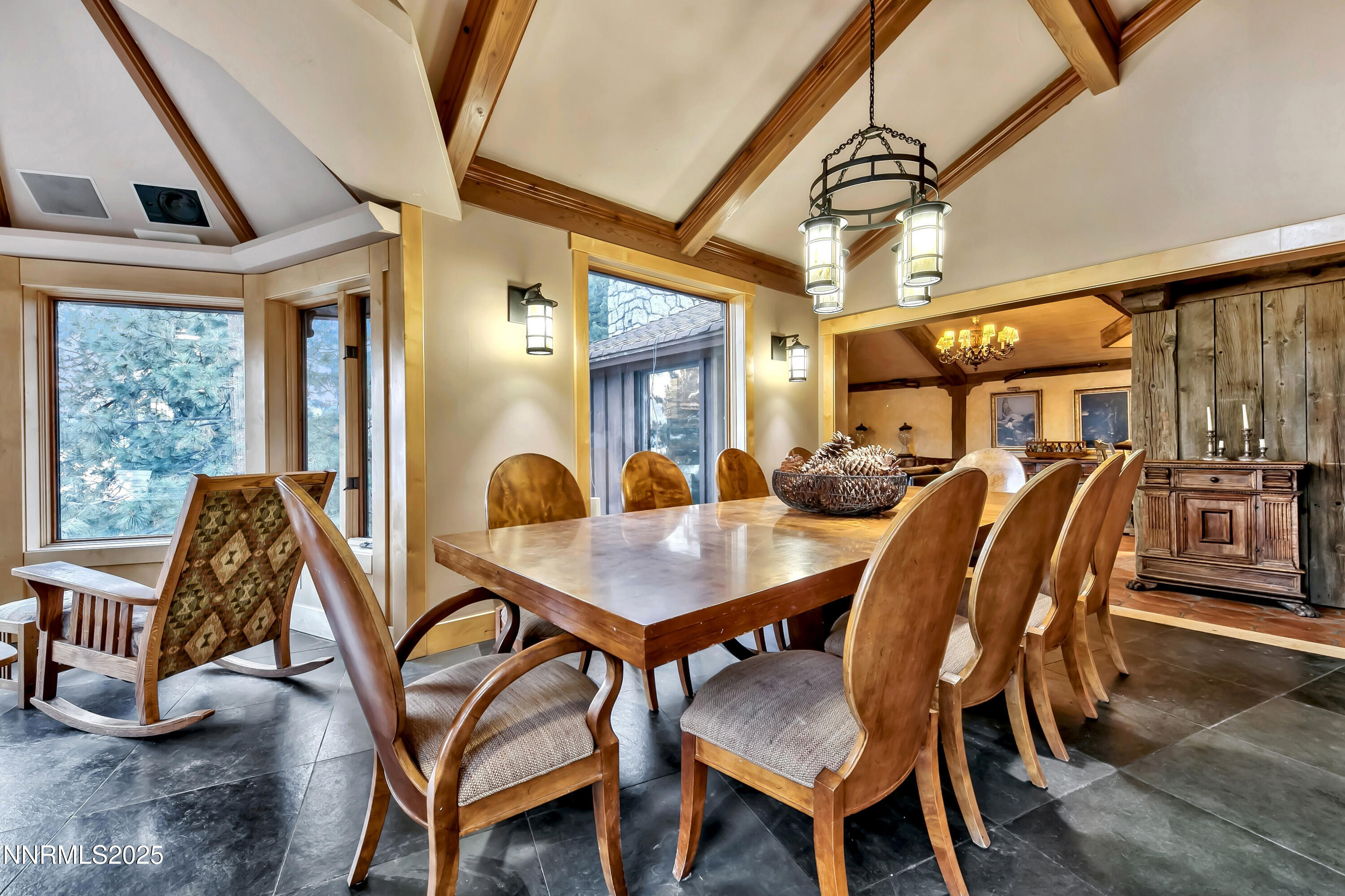 012 20 Cal Neva Drive