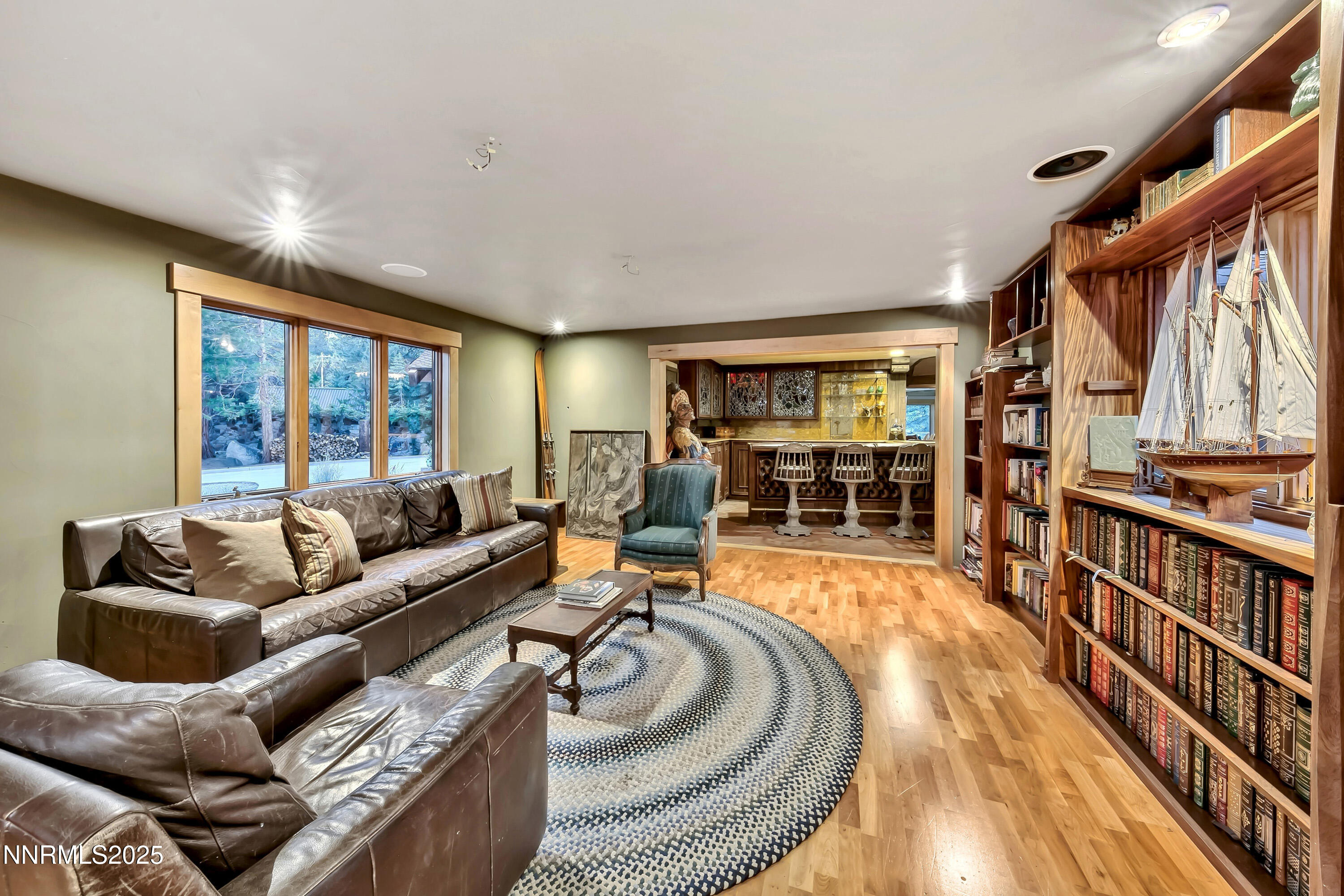 020 20 Cal Neva Drive