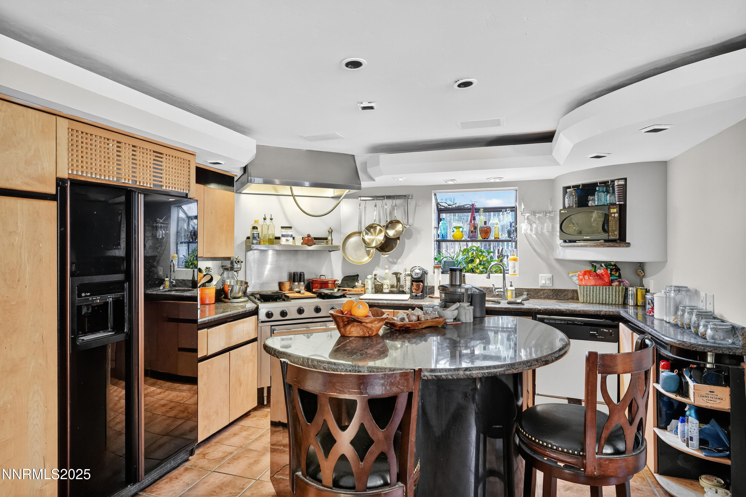 037 20 Cal Neva Drive