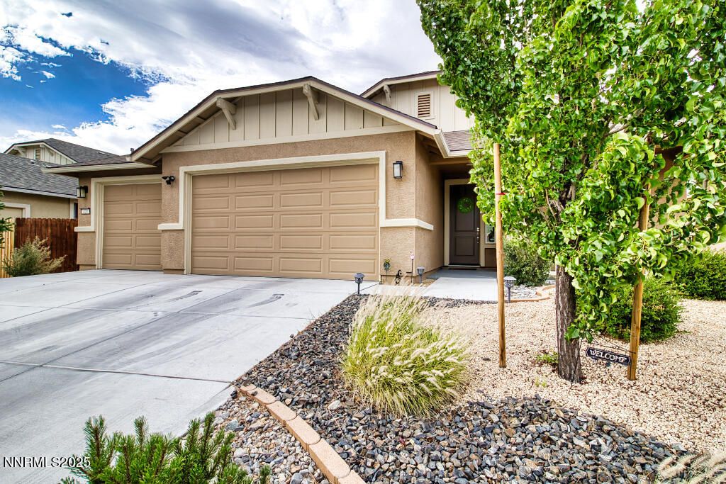 Photo of 421 Scenic Ridge Drive, Reno, NV 89506 (MLS # 250053516)