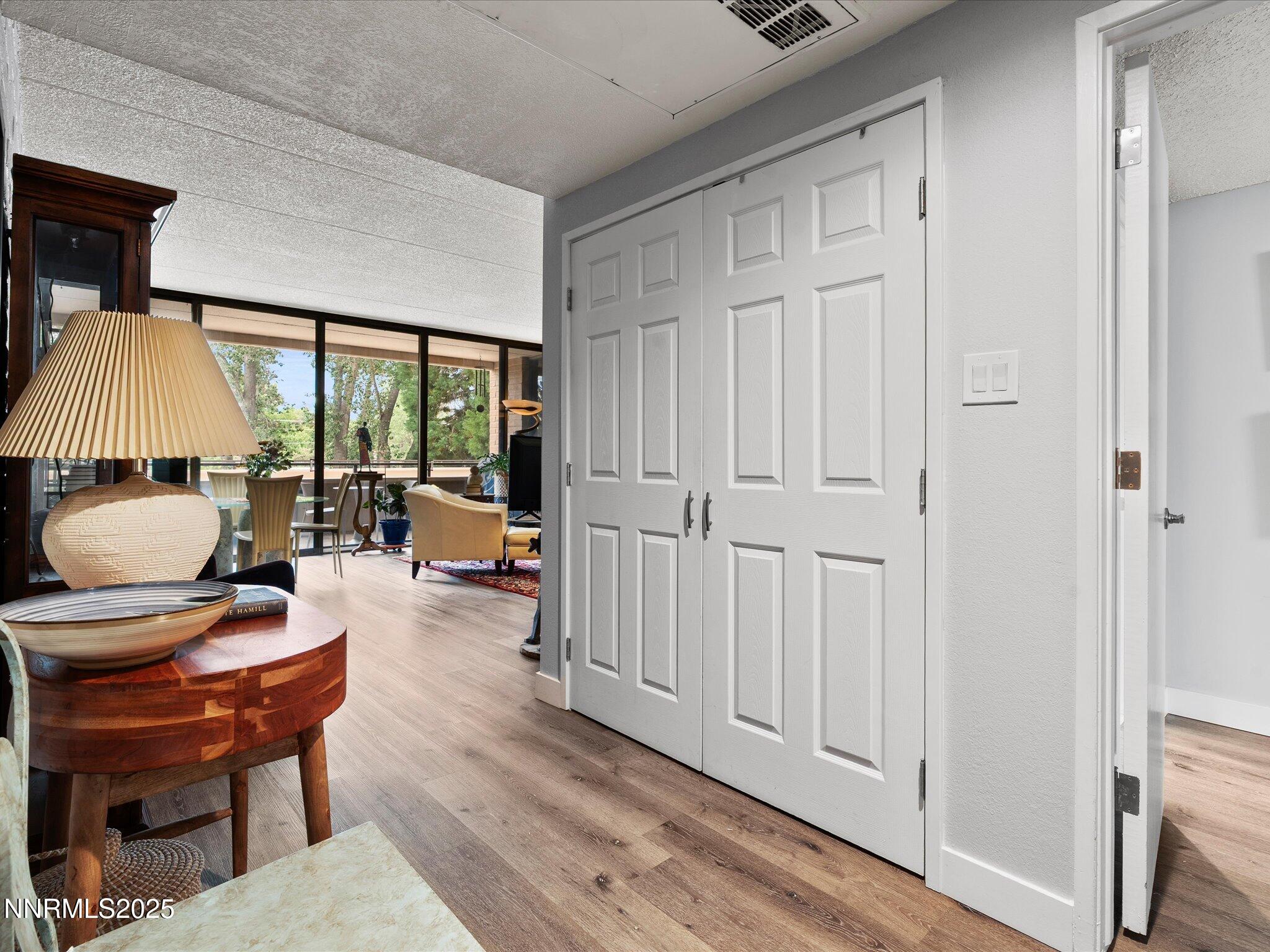 03-1200 Riverside Dr- Unit 1276-102