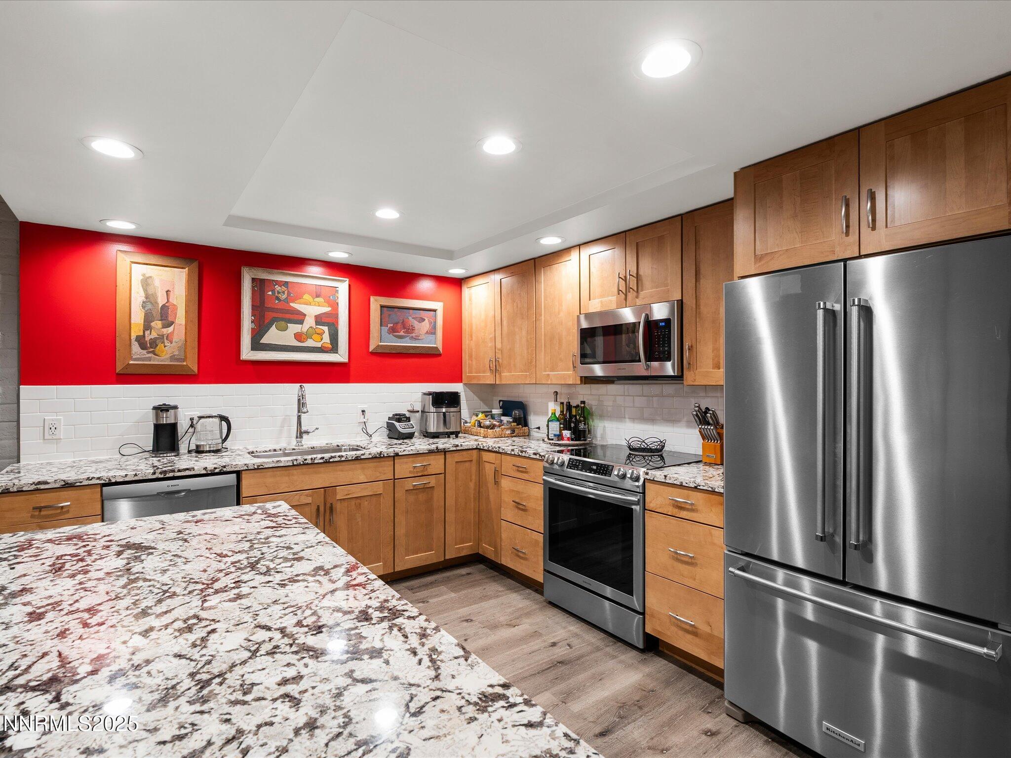 17-1200 Riverside Dr- Unit 1276-116