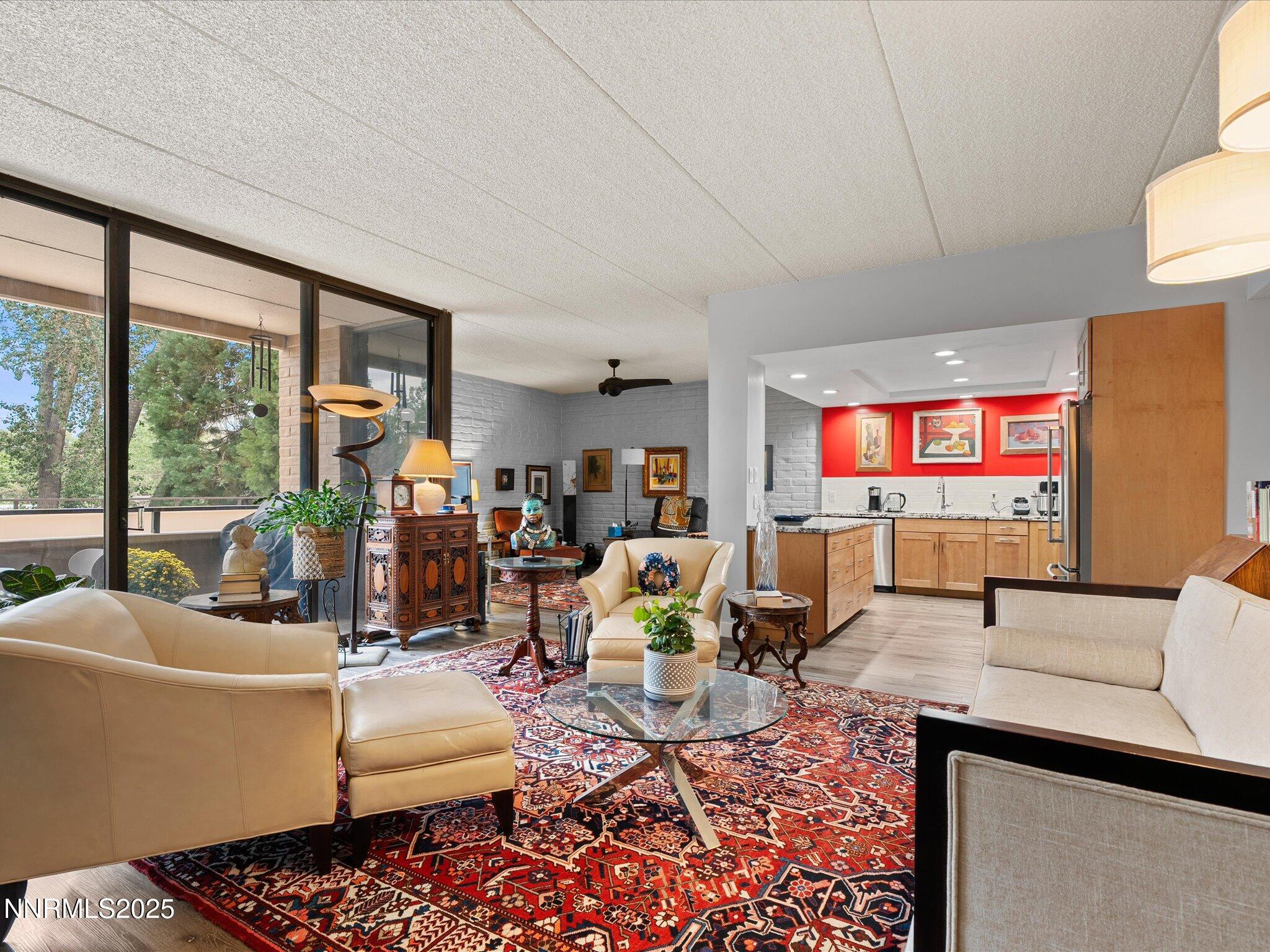 09-1200 Riverside Dr- Unit 1276-108