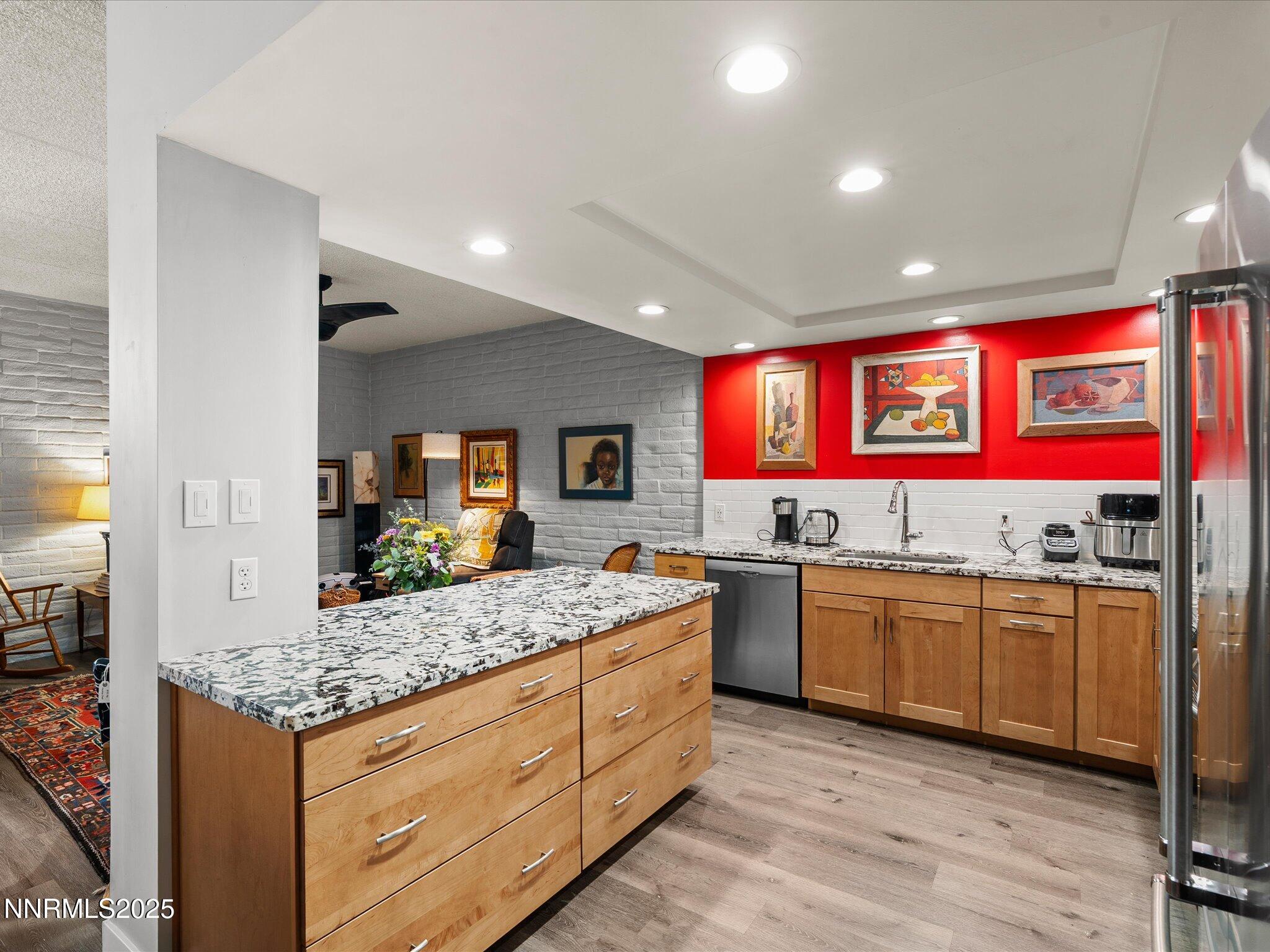 18-1200 Riverside Dr- Unit 1276-117