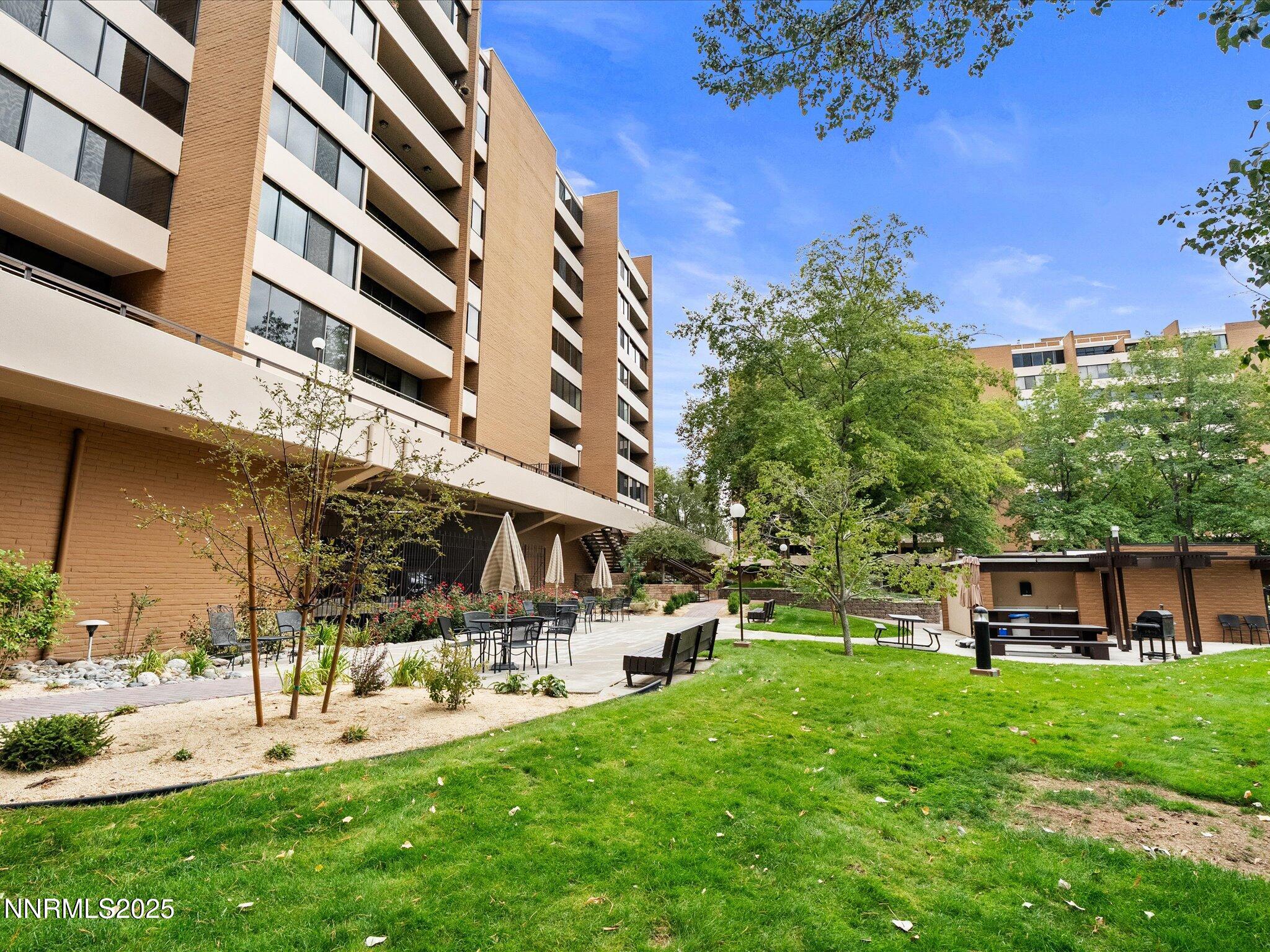 42-1200 Riverside Dr- Unit 1276-141