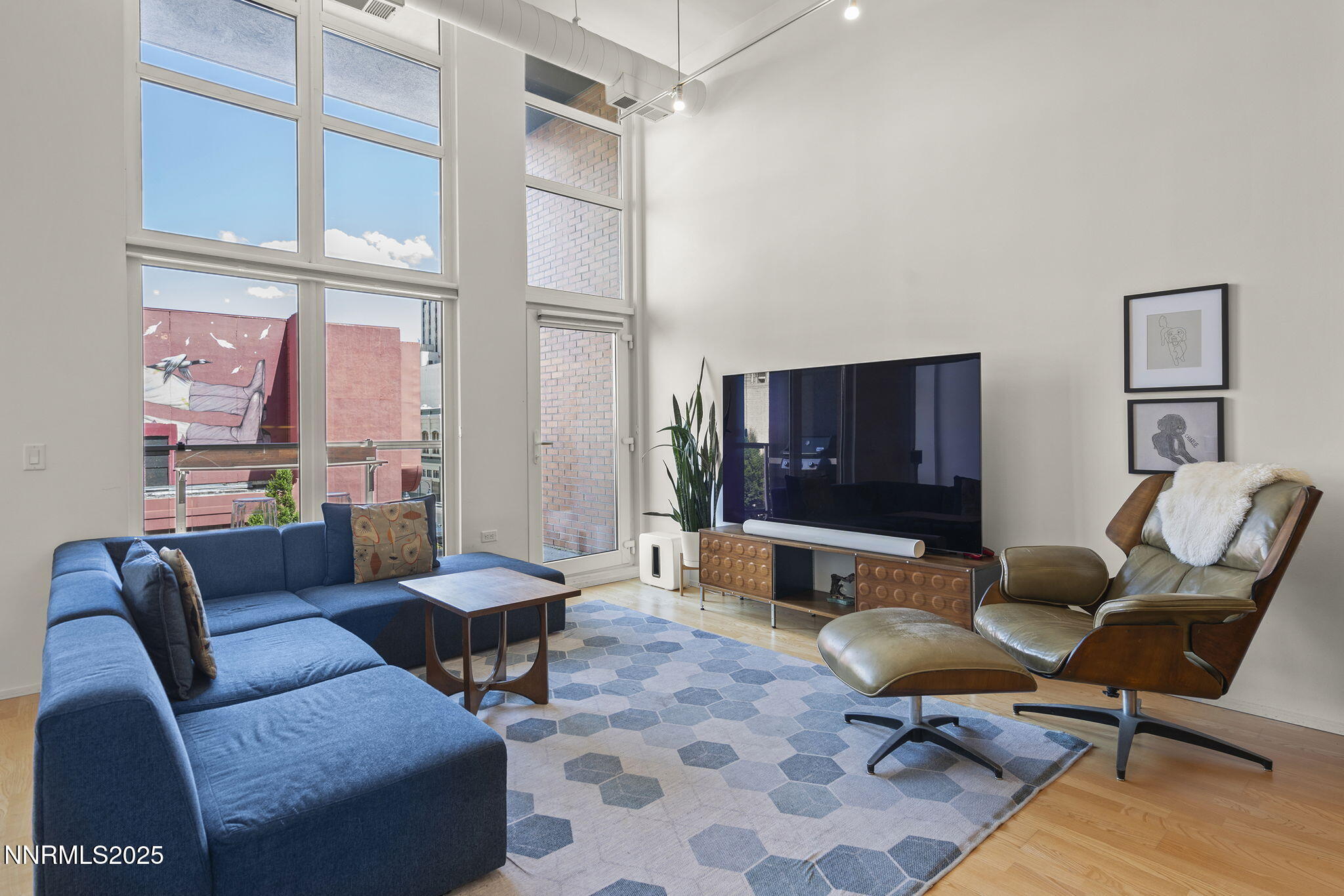 9-web-or-mls-_DSC0458