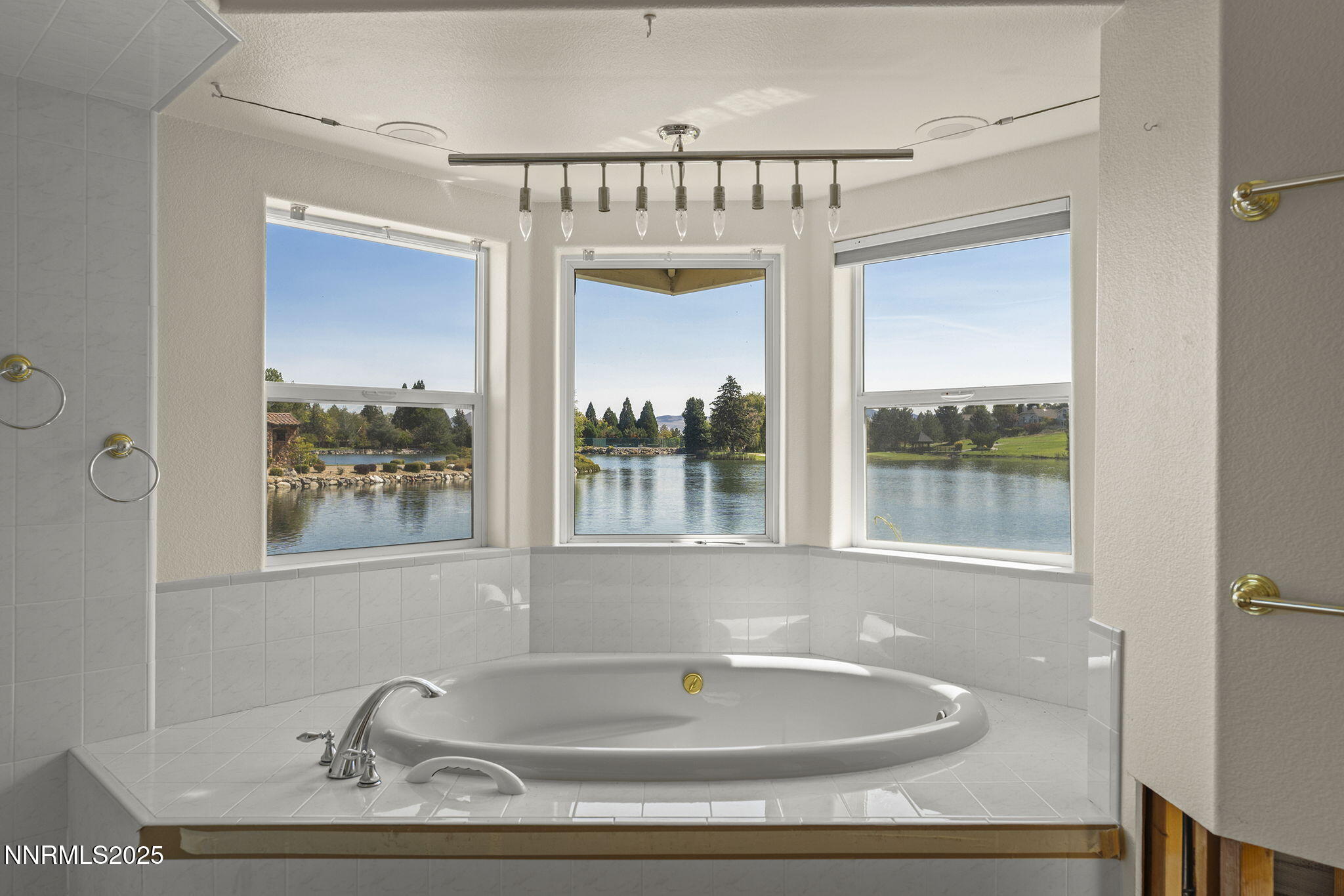 23-web-or-mls-_DSC3572