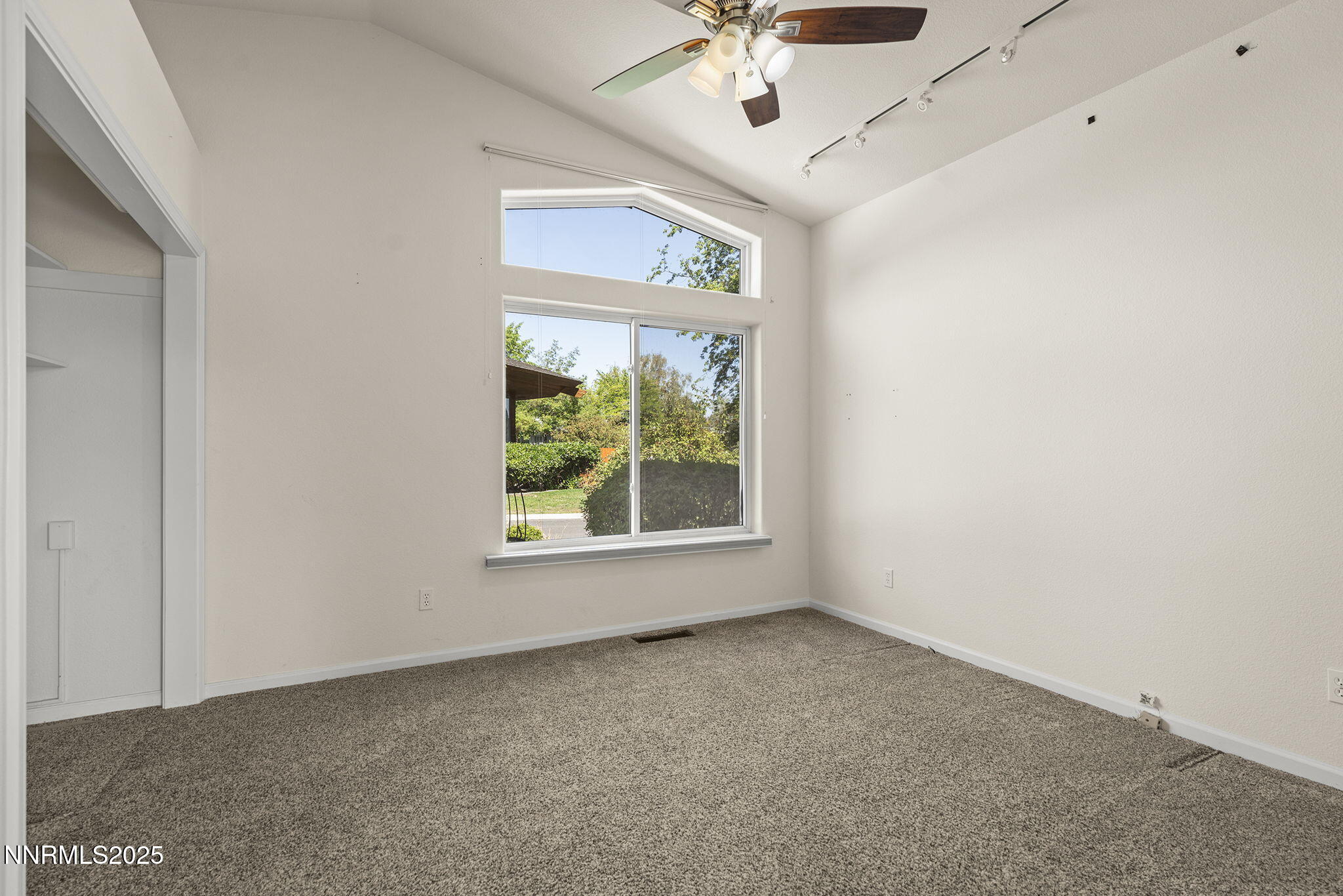 19-web-or-mls-_DSC3553