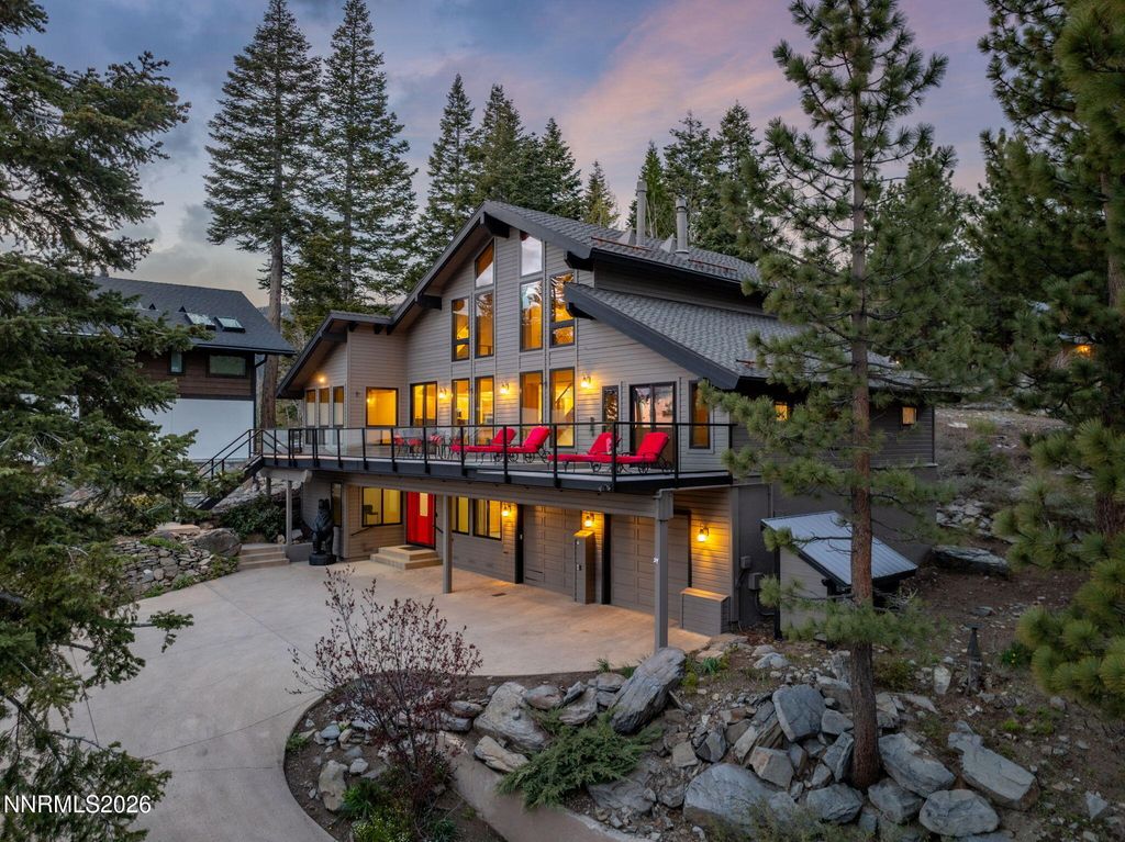 Photo of 608 Dorothy Court, Incline Village, NV 89451 (MLS # 260005449)