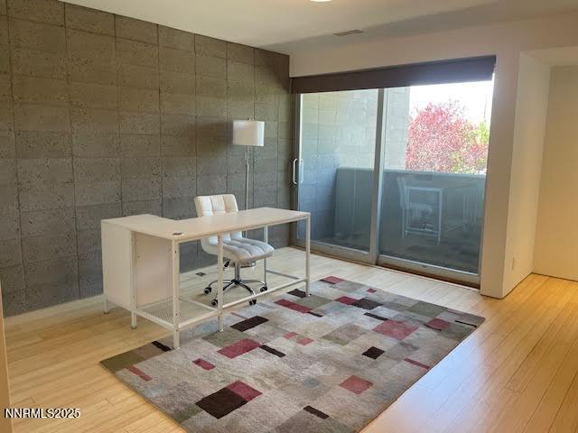 42CDD522-1E07-44E1-99DA-4149718EFEBE