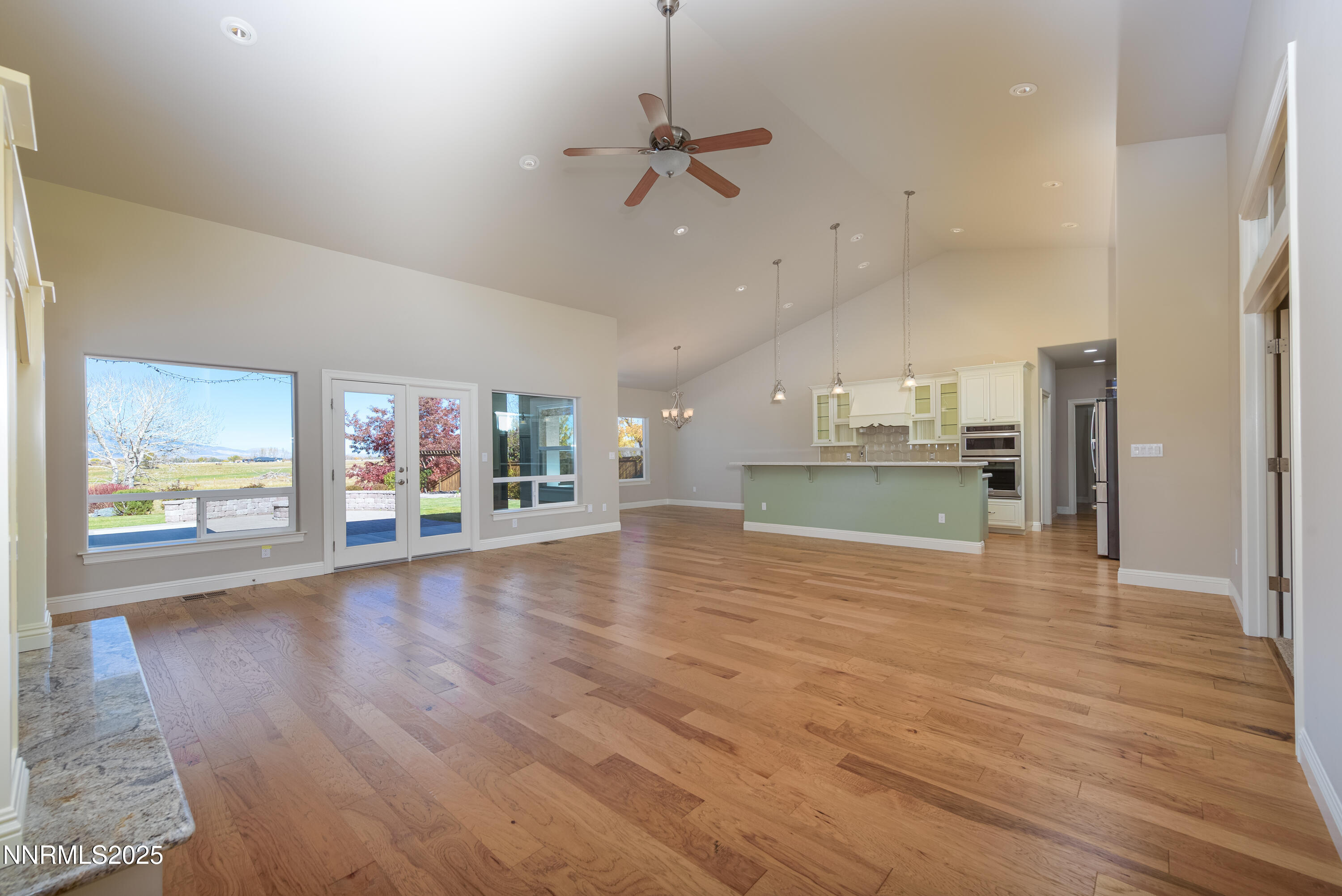 1046 Rocky Terrace Dr-31