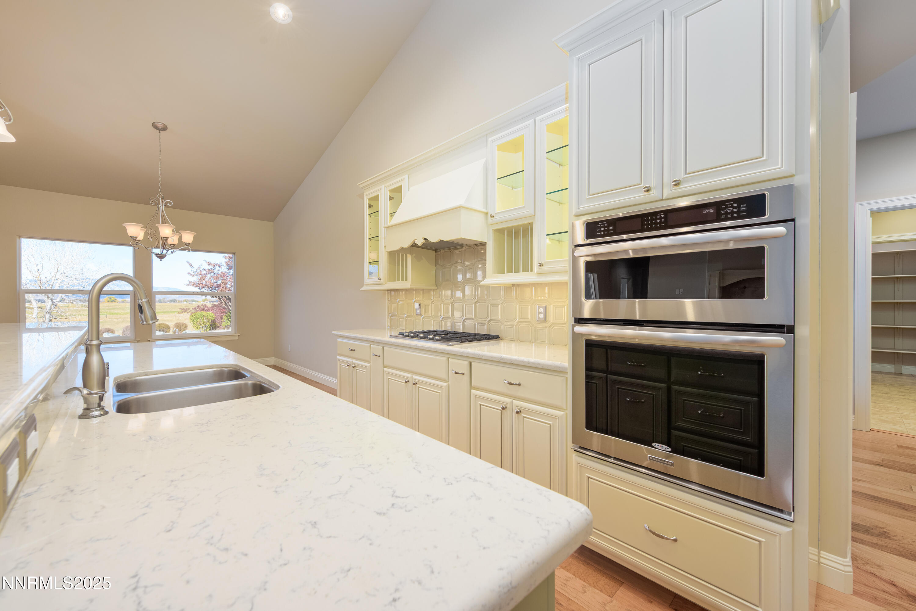 1046 Rocky Terrace Dr-43