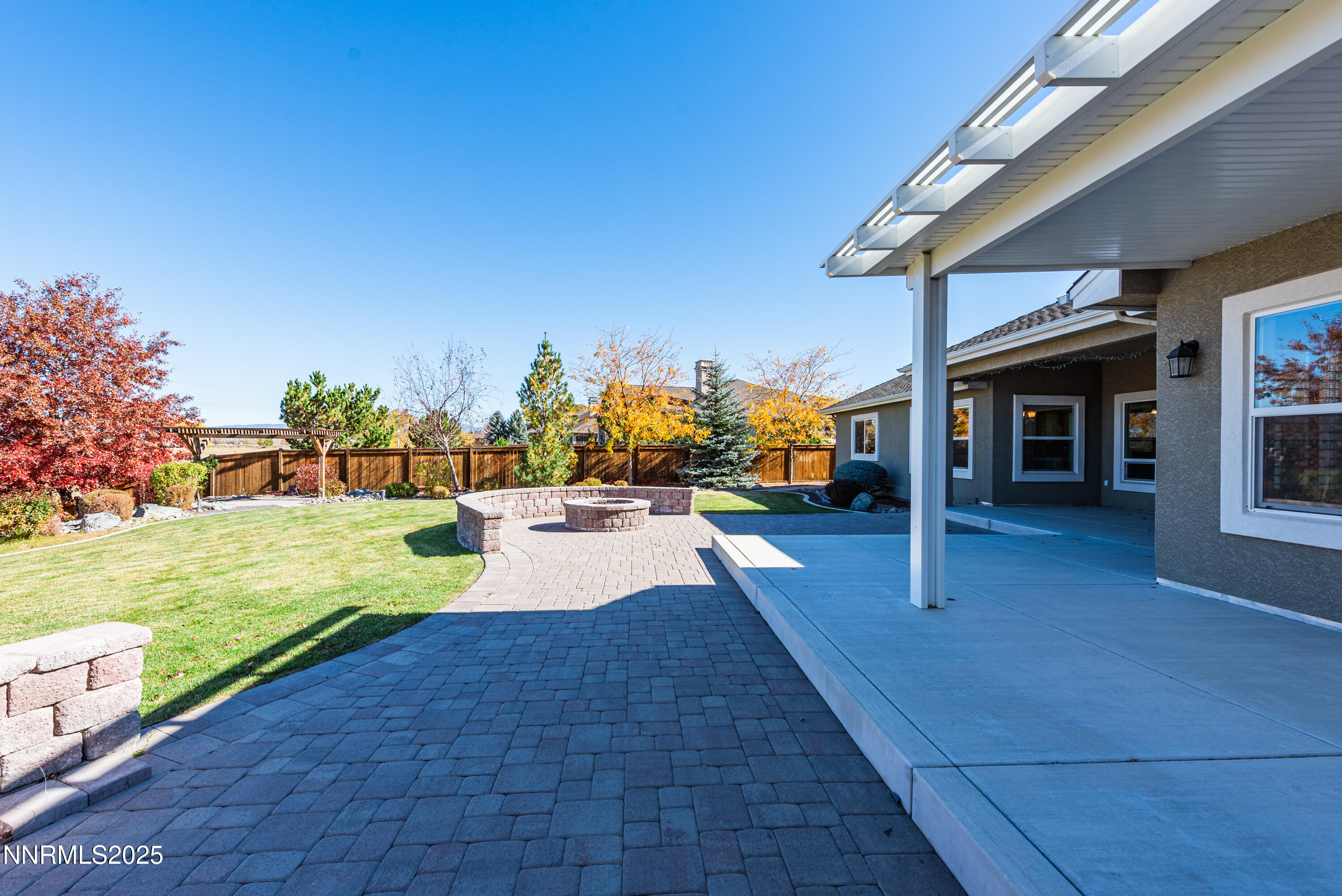 1046 Rocky Terrace Dr-13