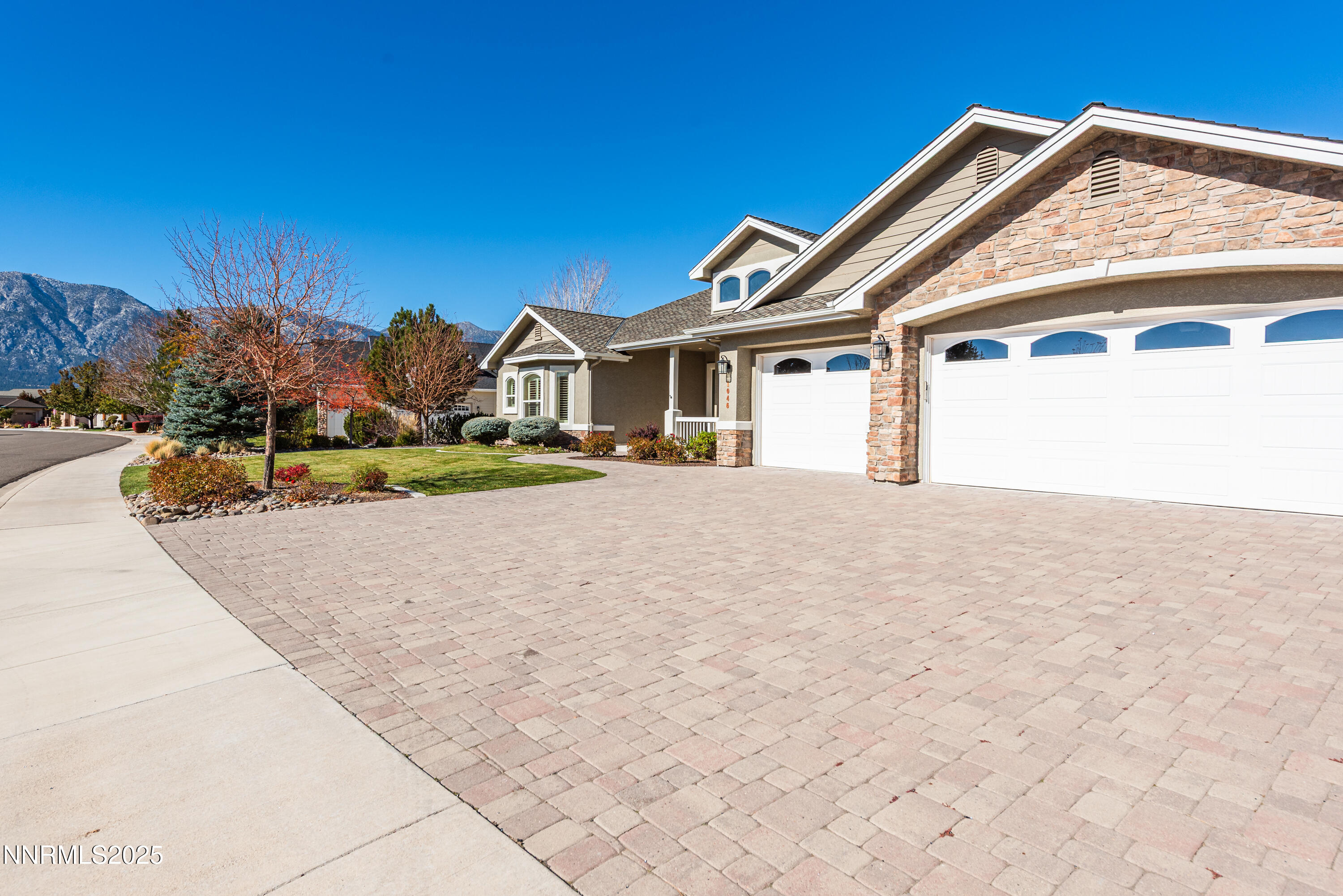 1046 Rocky Terrace Dr-3