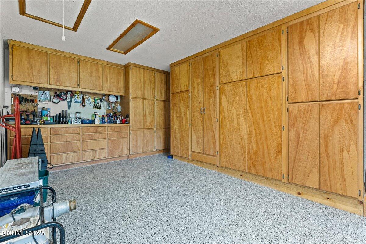 052-16400 Logan Meadow Lane Reno NV 8951