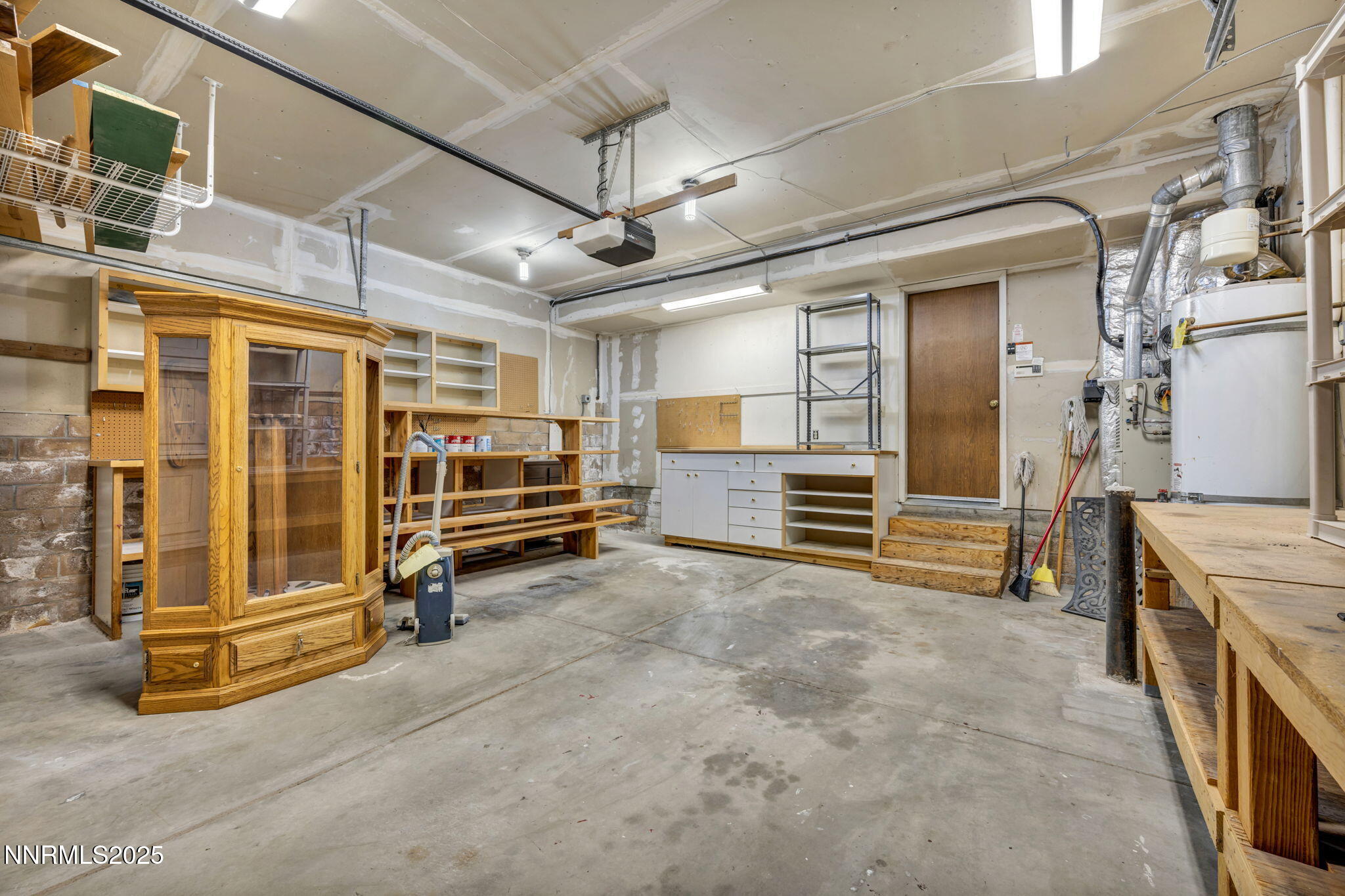 74-web-or-mls-3405-bowie-rd