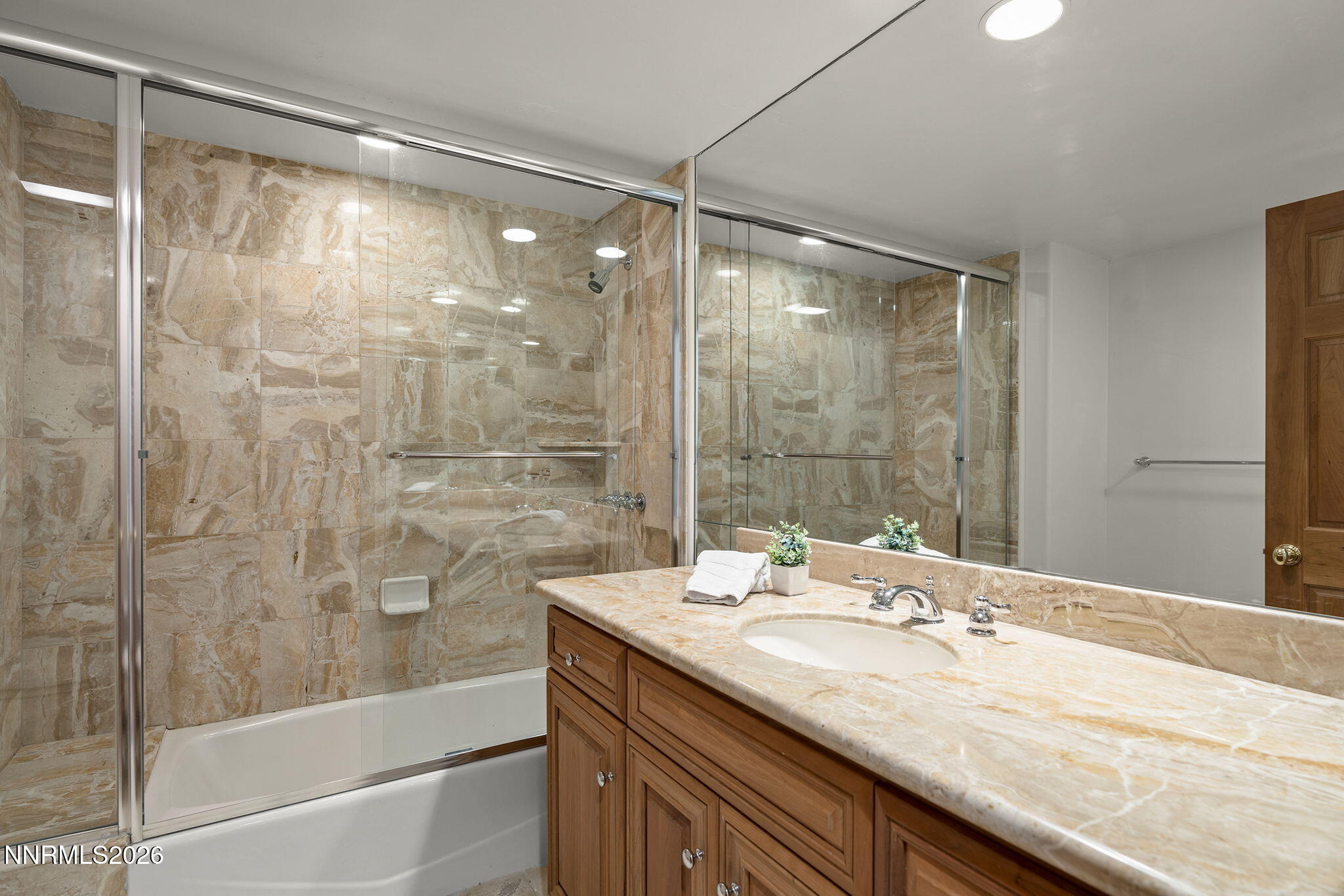 48-web-or-mls-_DSC6532