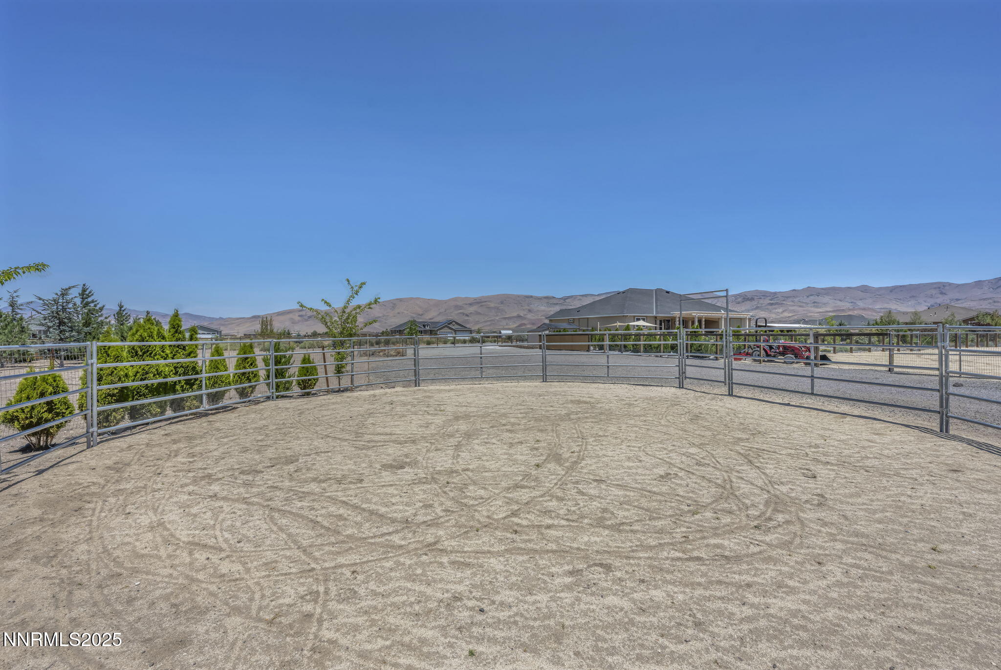 27-web-or-mls-150-brandon-rnch-ct (1)