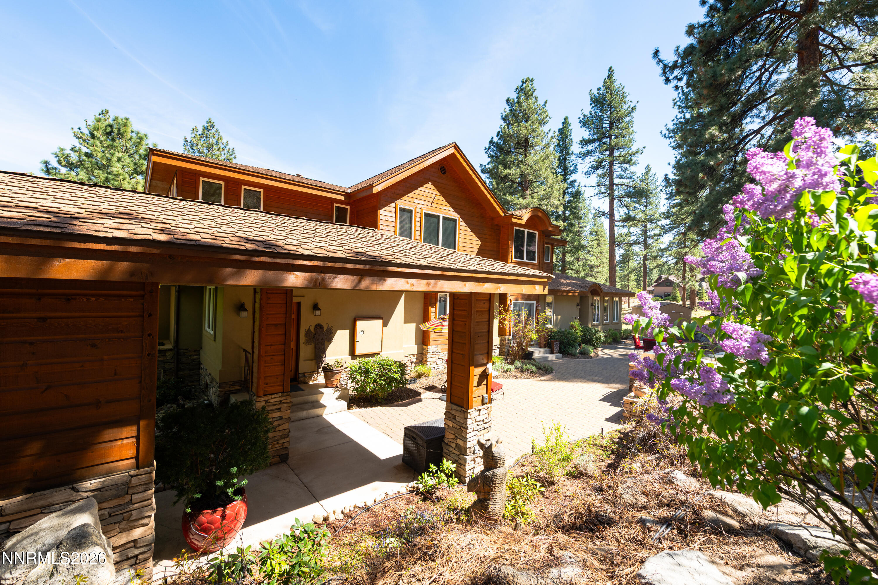 Gardnerville, Nevada, 89460, United States, 4 Bedrooms Bedrooms, ,4 BathroomsBathrooms,Residential,Active,2035653
