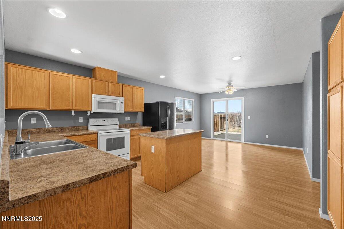 10-7771 Mariner Cove Reno NV 89506 (10 o