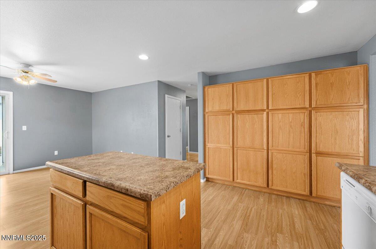 14-7771 Mariner Cove Reno NV 89506 (14 o