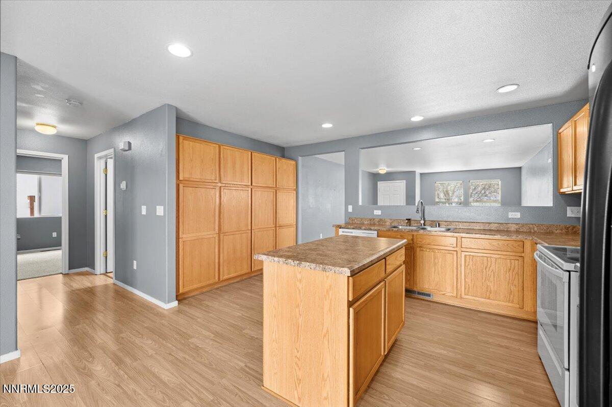 13-7771 Mariner Cove Reno NV 89506 (13 o