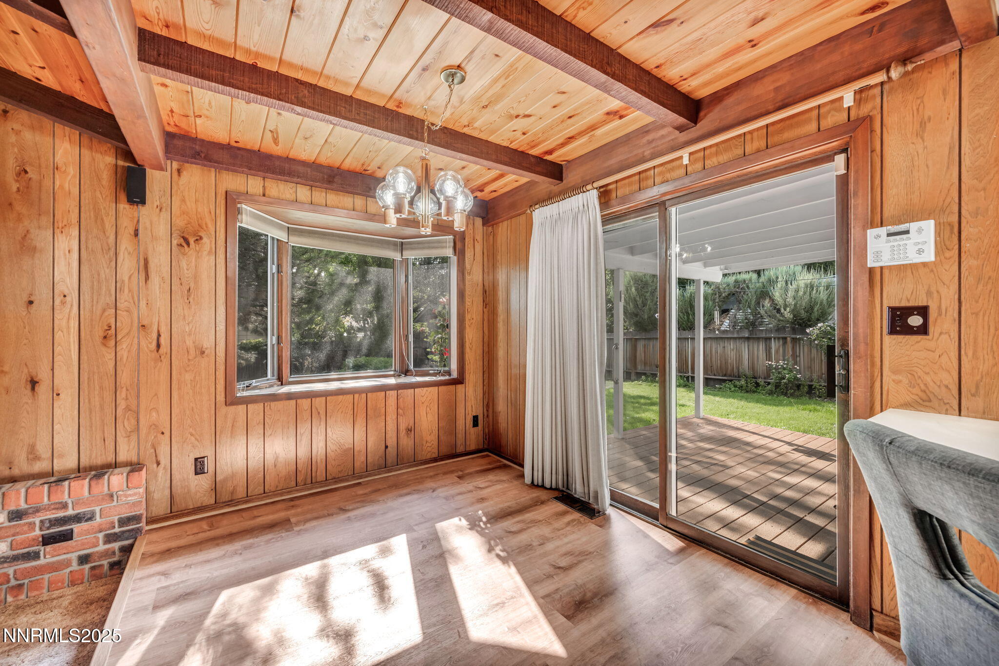 Carson City, Nevada 89703, United States, 3 Bedrooms Bedrooms, ,1 BathroomBathrooms,Residential,Pending,200008