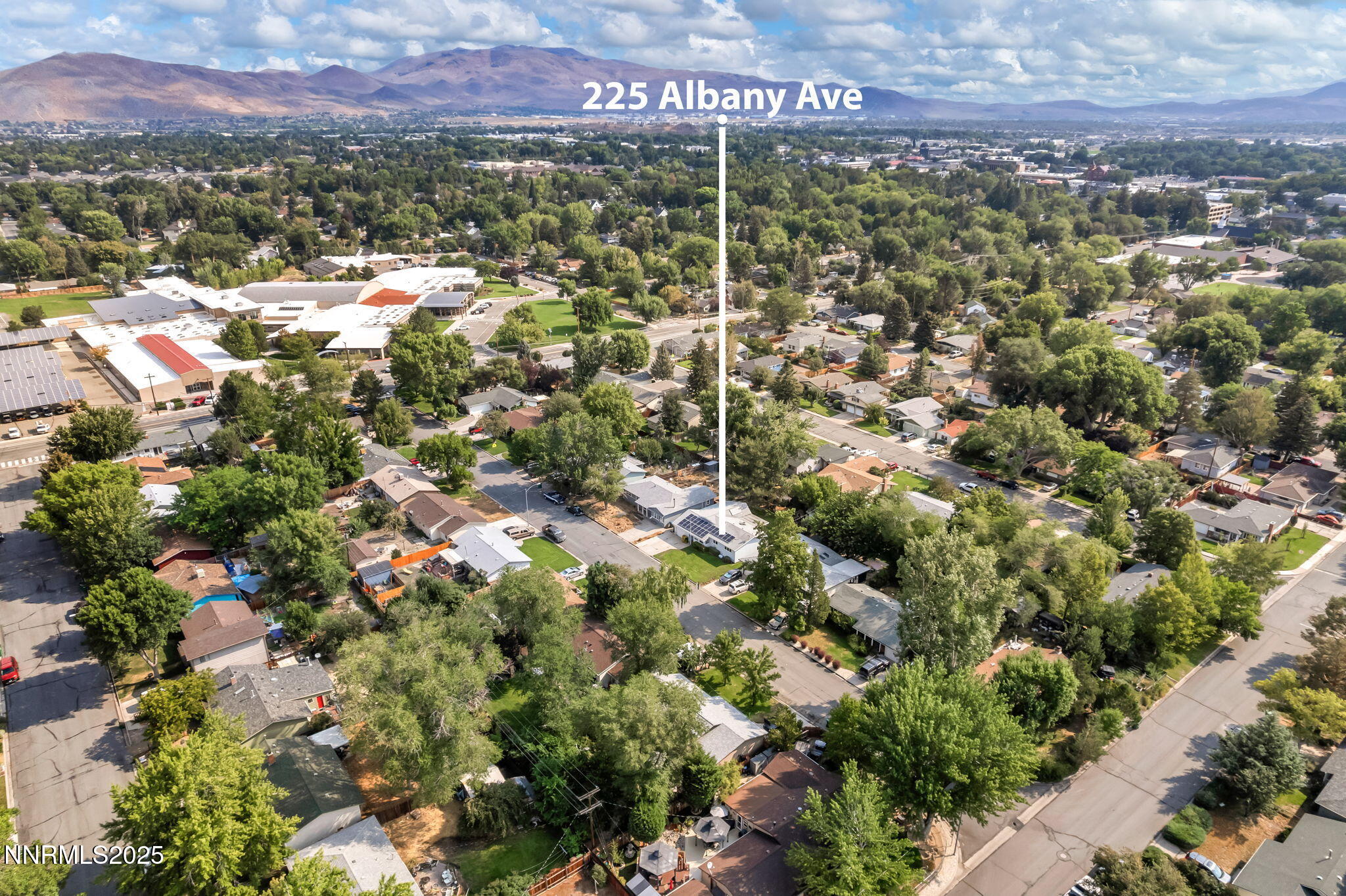 Carson City, Nevada 89703, United States, 3 Bedrooms Bedrooms, ,1 BathroomBathrooms,Residential,Pending,200008