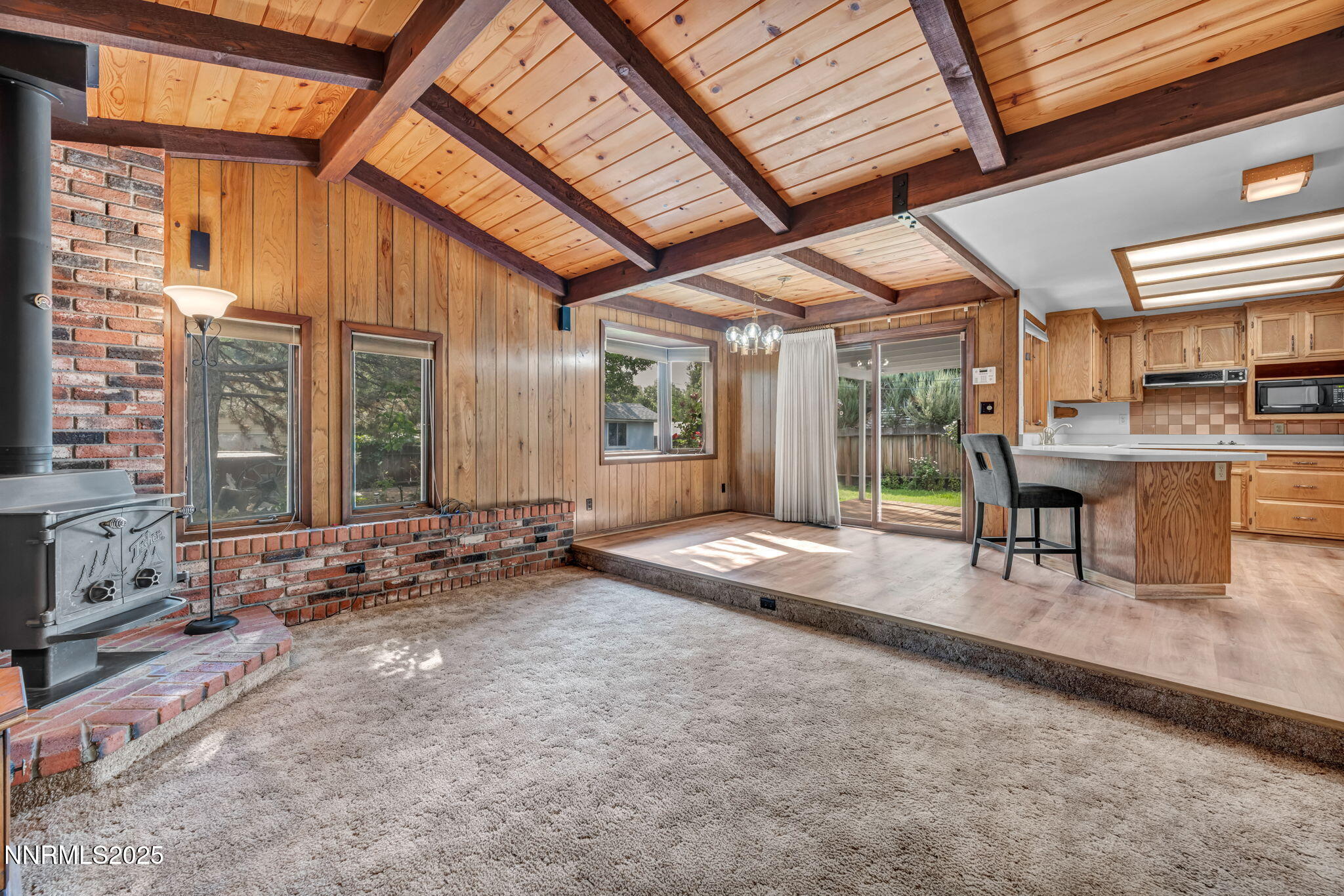 Carson City, Nevada 89703, United States, 3 Bedrooms Bedrooms, ,1 BathroomBathrooms,Residential,Pending,200008