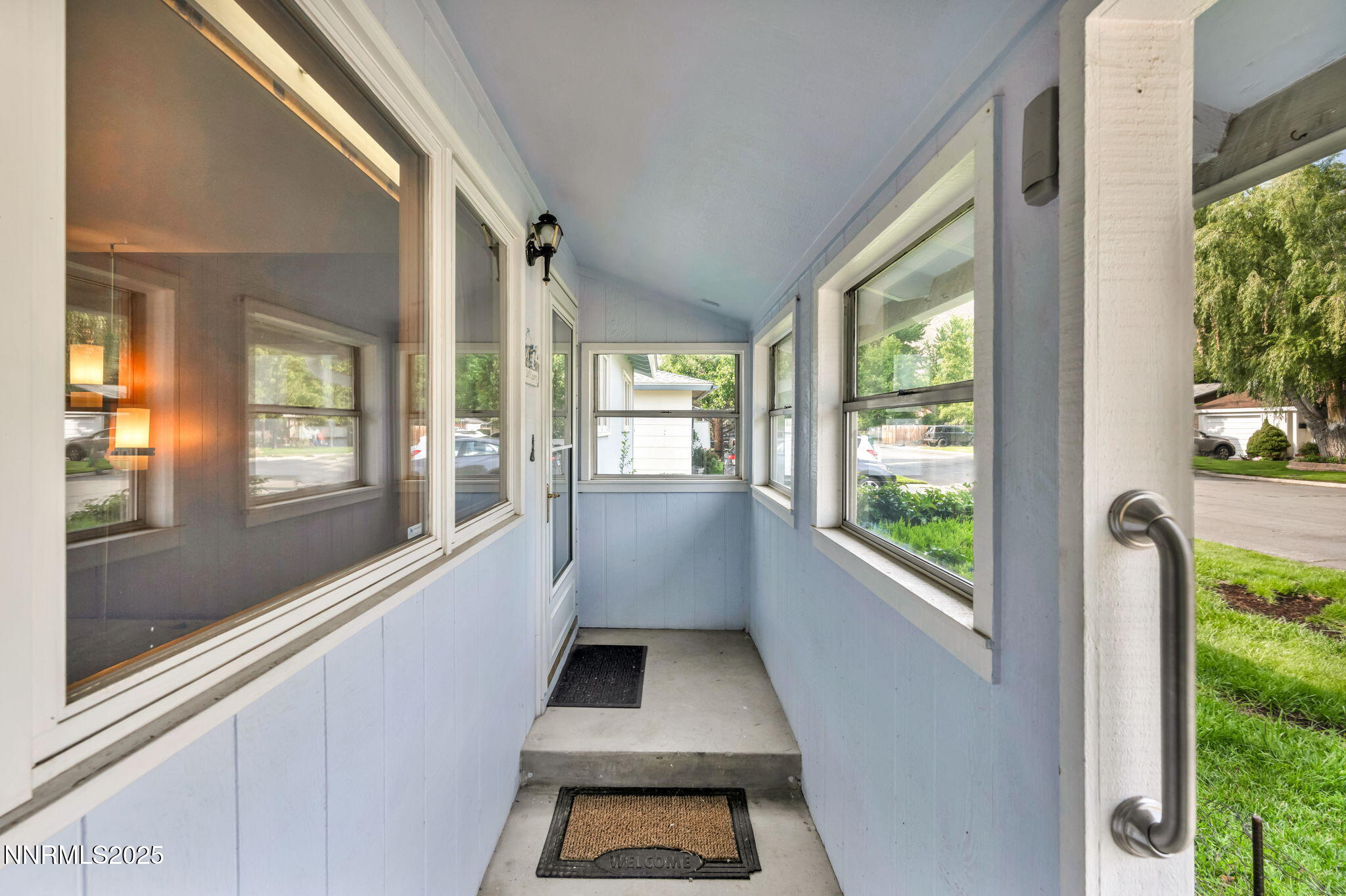 Carson City, Nevada 89703, United States, 3 Bedrooms Bedrooms, ,1 BathroomBathrooms,Residential,Pending,200008