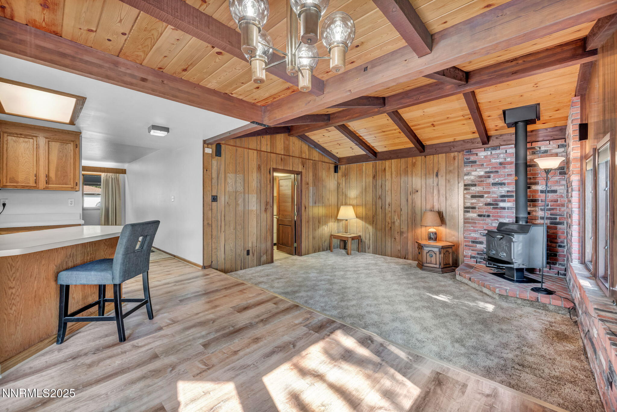 Carson City, Nevada 89703, United States, 3 Bedrooms Bedrooms, ,1 BathroomBathrooms,Residential,Pending,200008