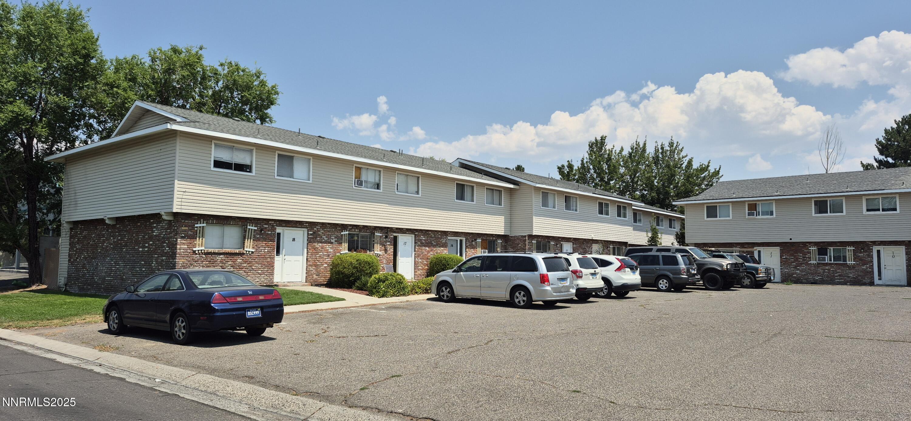 1375, 1379, 1385 Lampe Drive