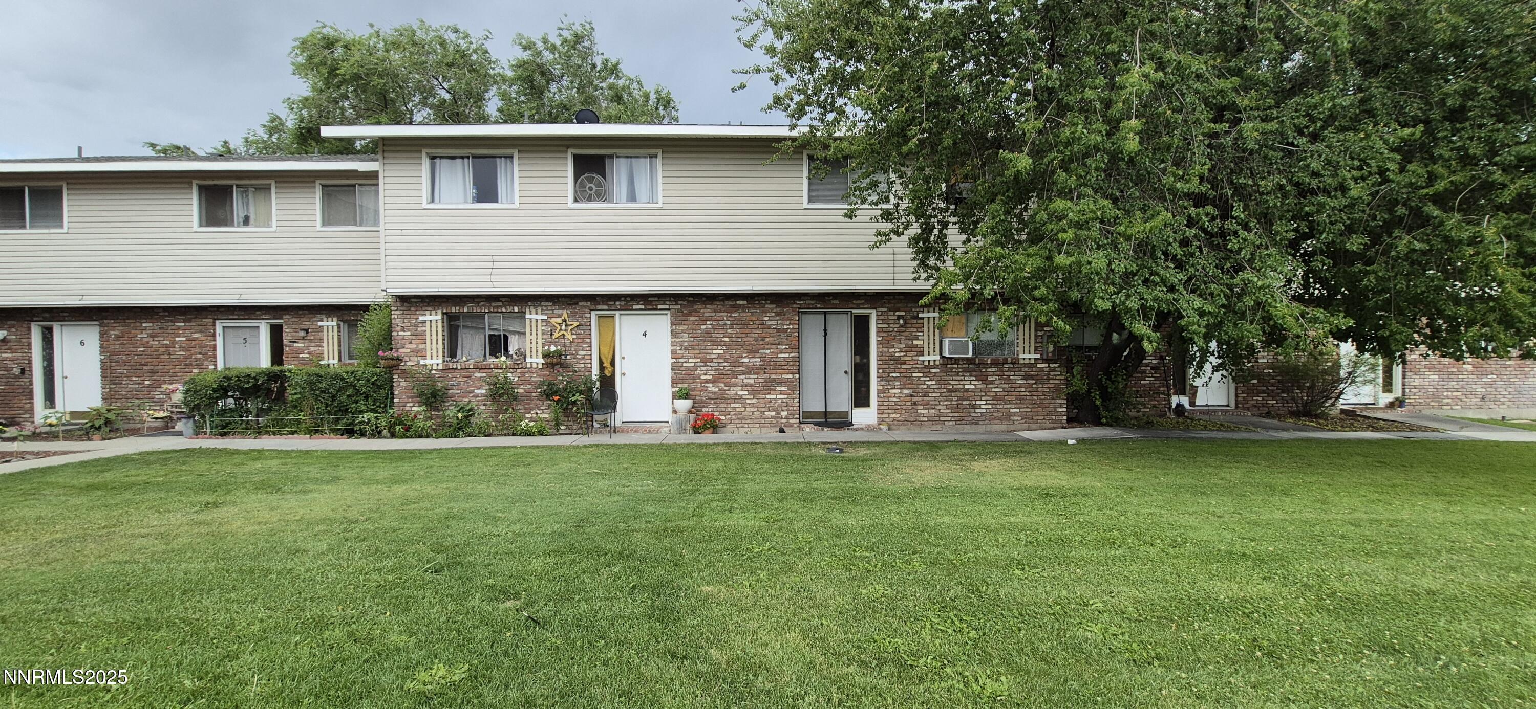 1375, 1379, 1385 Lampe Drive