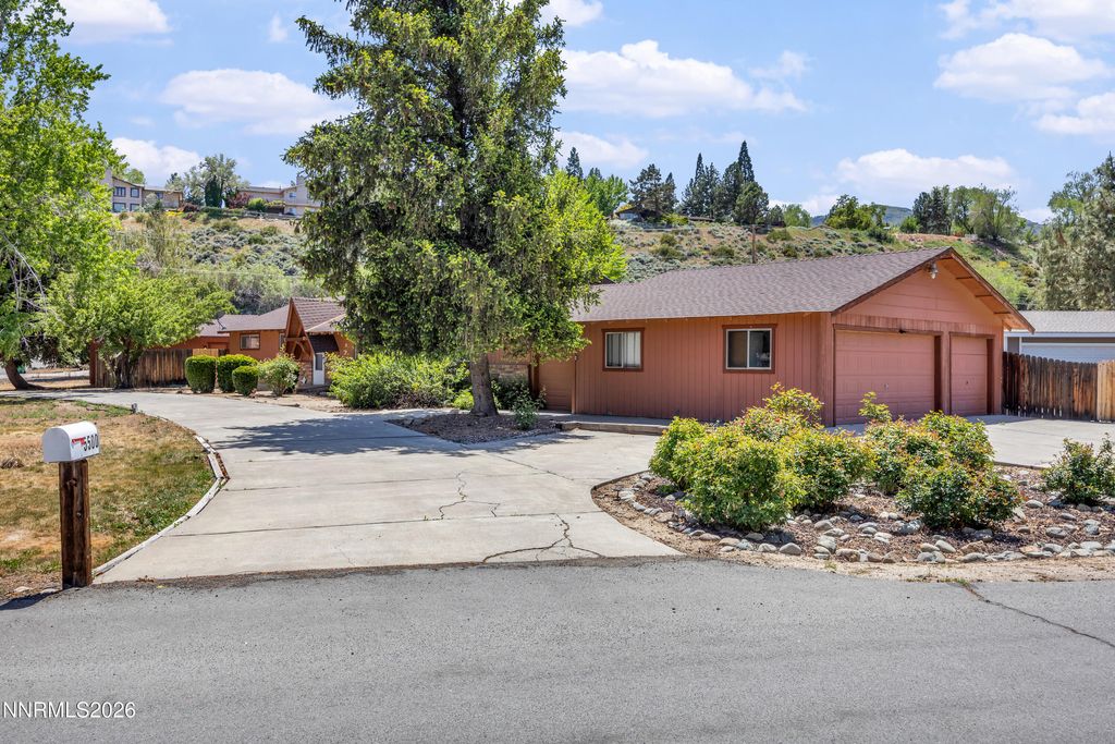 Photo of 5500 Ambrose Drive, Reno, NV 89519 (MLS # 260006104)