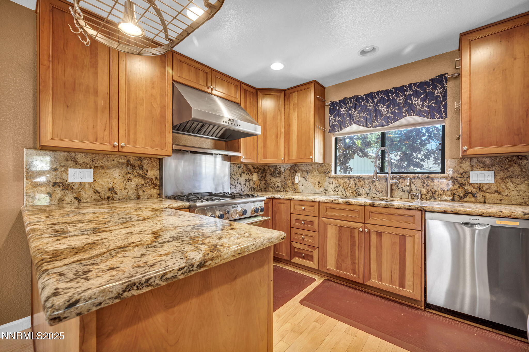 51-web-or-mls-285-lemming-dr