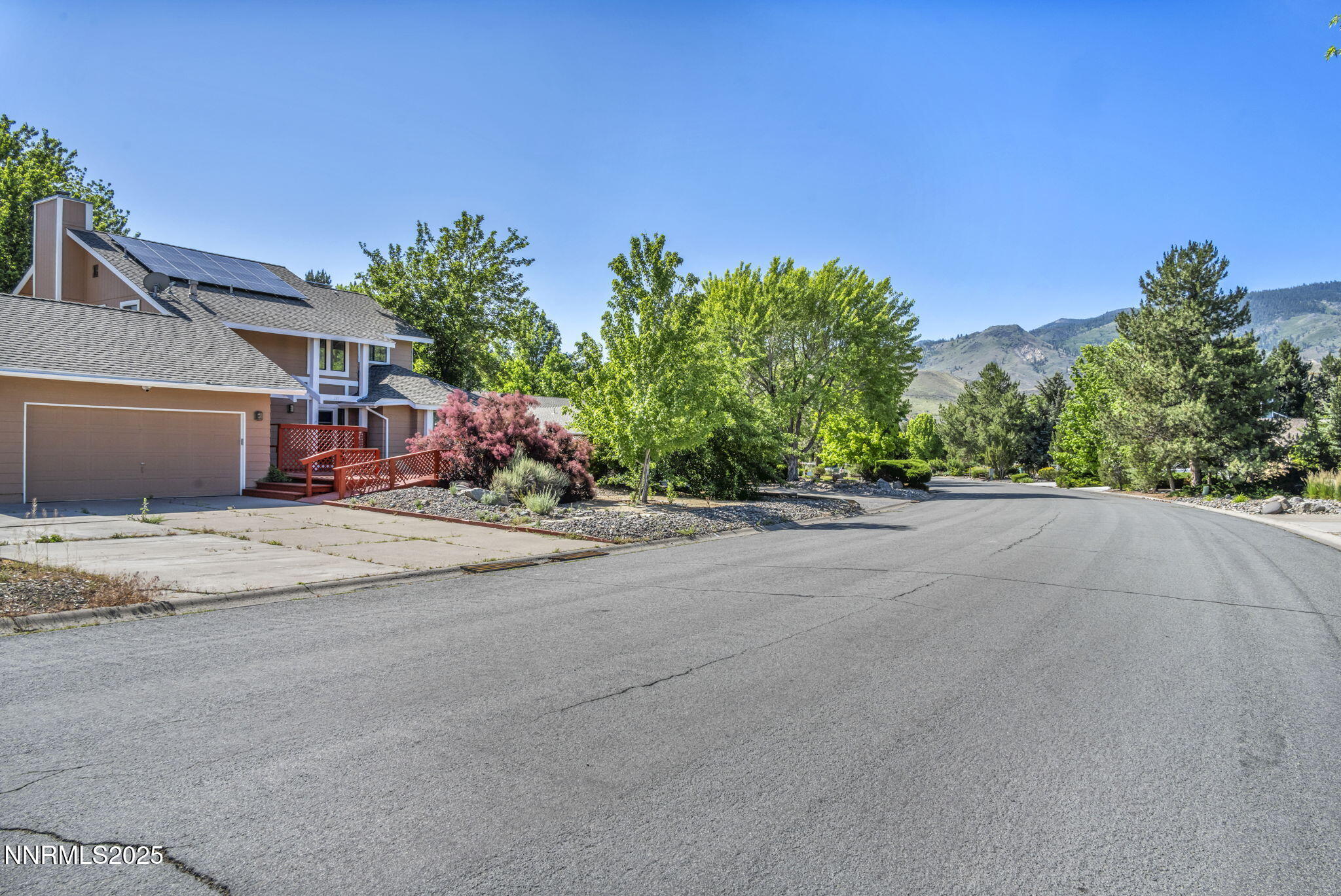 6-web-or-mls-285-lemming-dr