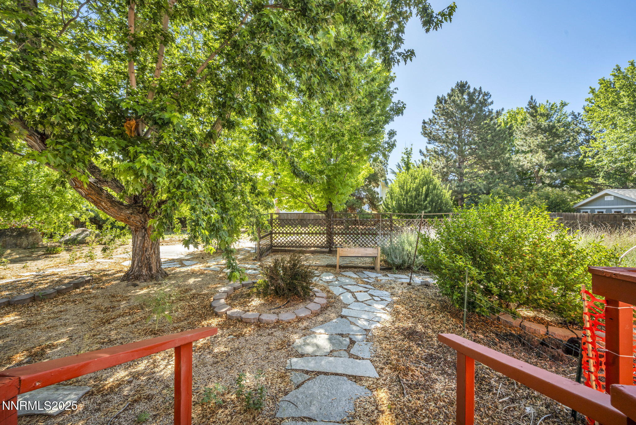 9-web-or-mls-285-lemming-dr