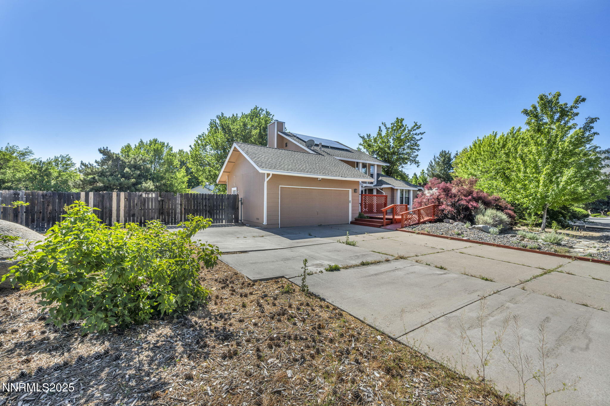 1-web-or-mls-285-lemming-dr