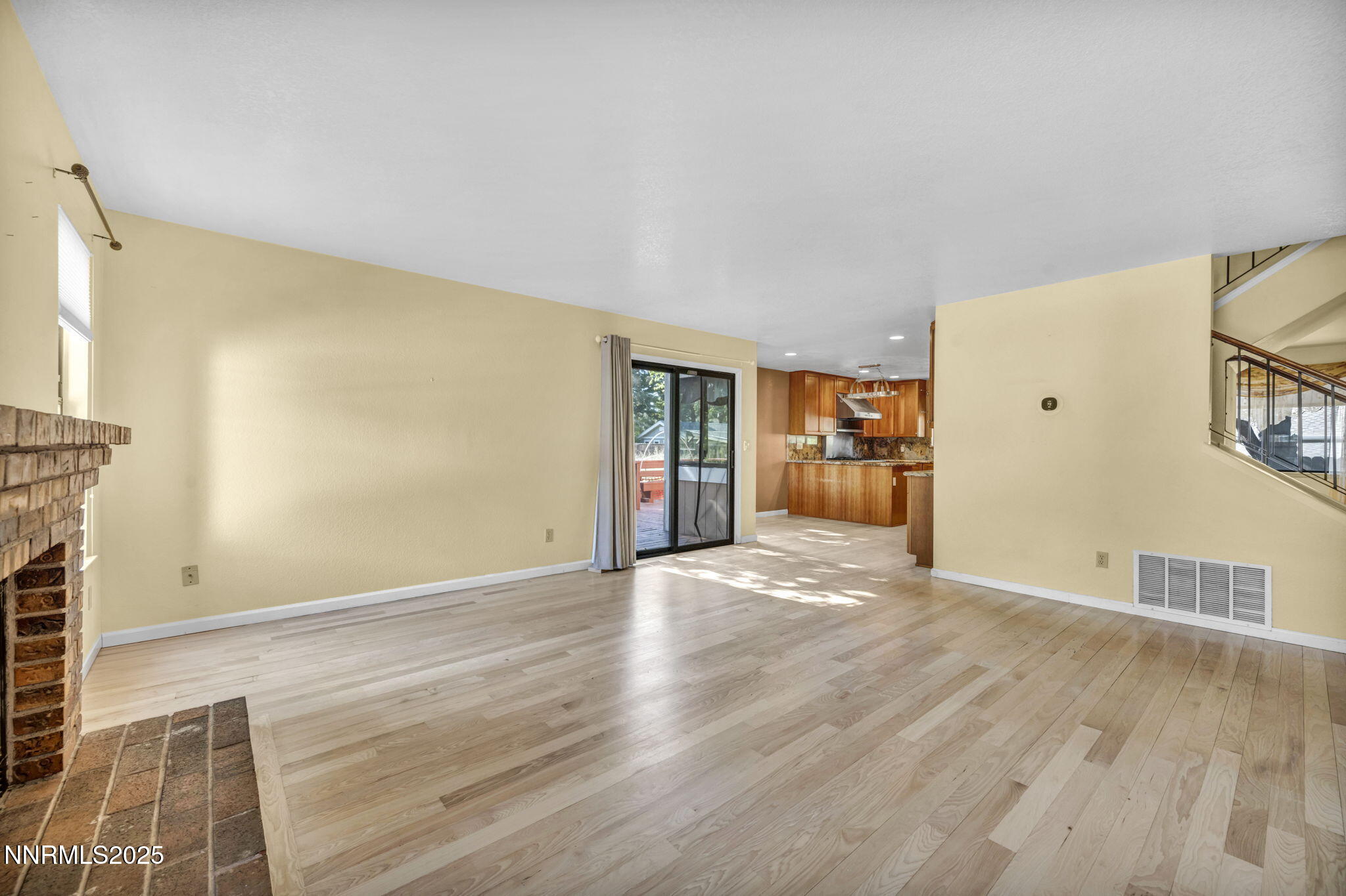 56-web-or-mls-285-lemming-dr