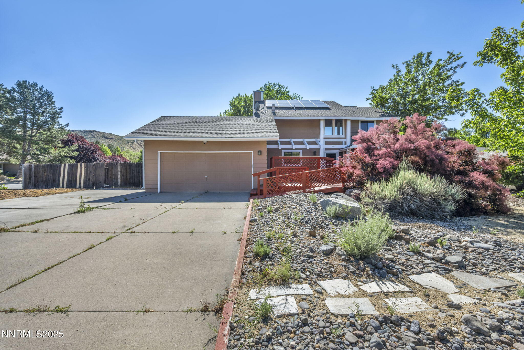 2-web-or-mls-285-lemming-dr