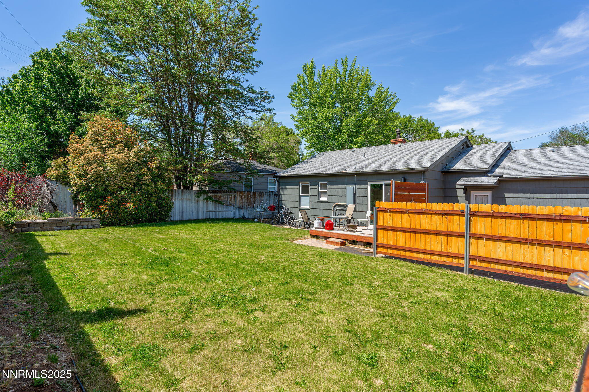 6-web-or-mls-A7400034