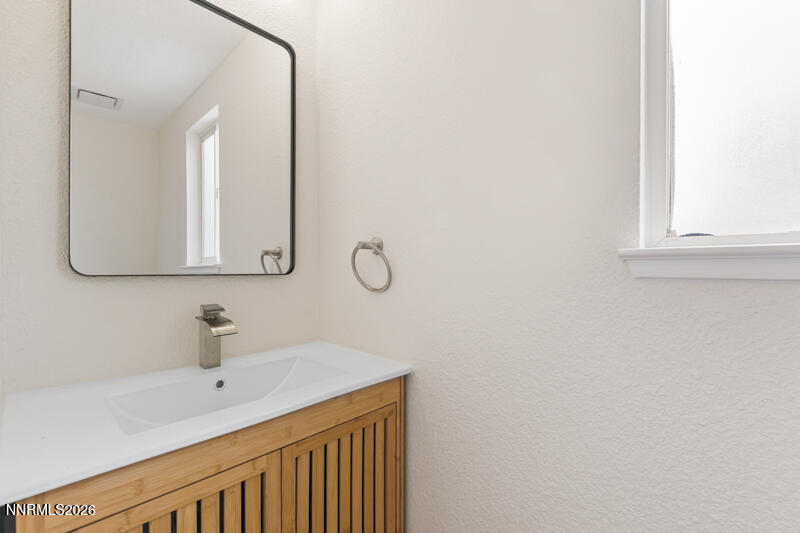 17710 Fairfax Court (10 of 23)