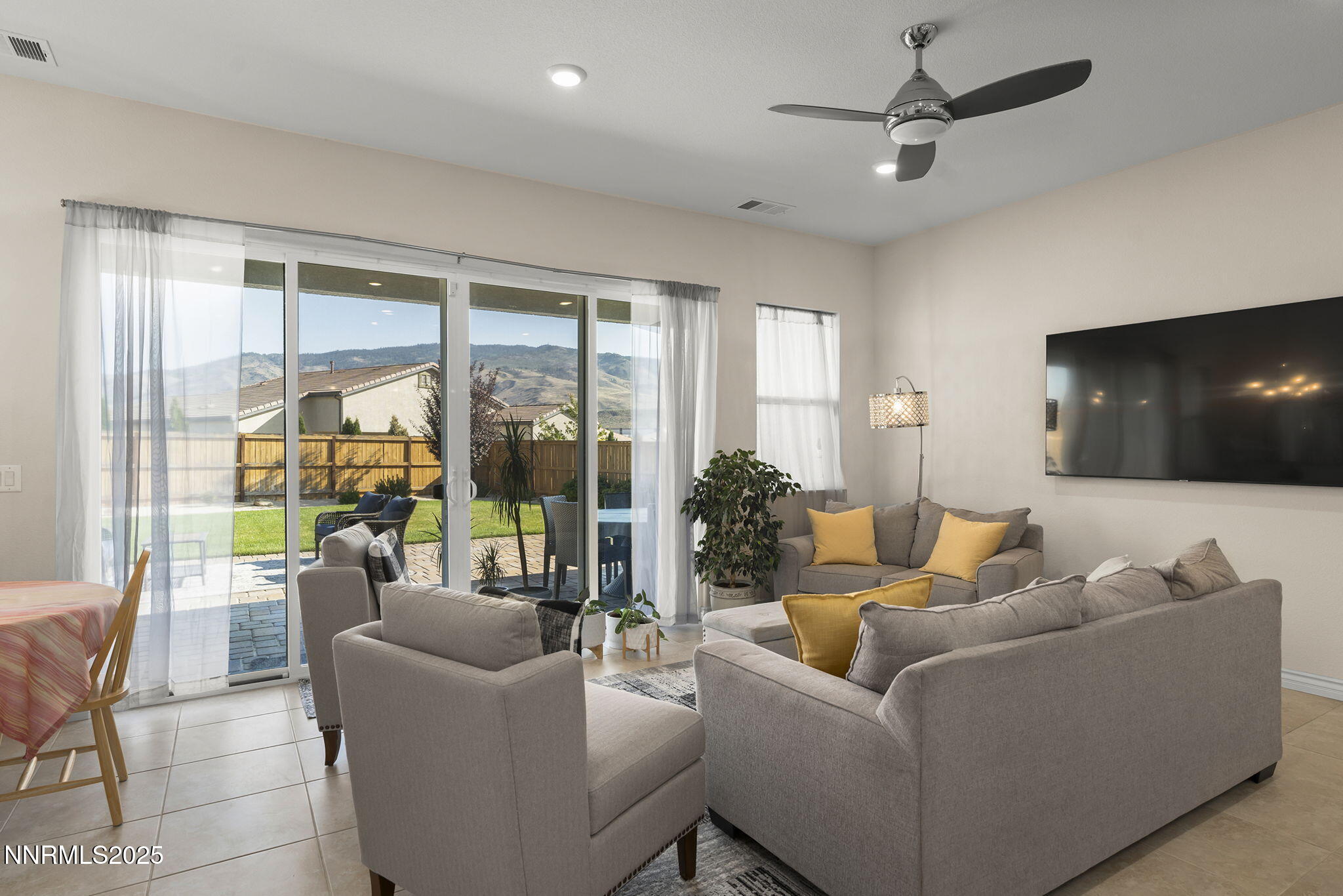 5-web-or-mls-_DSC3693